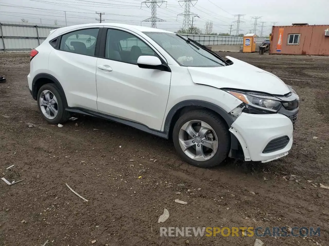 4 Photograph of a damaged car 3CZRU6H34NM765353 HONDA HR-V 2022