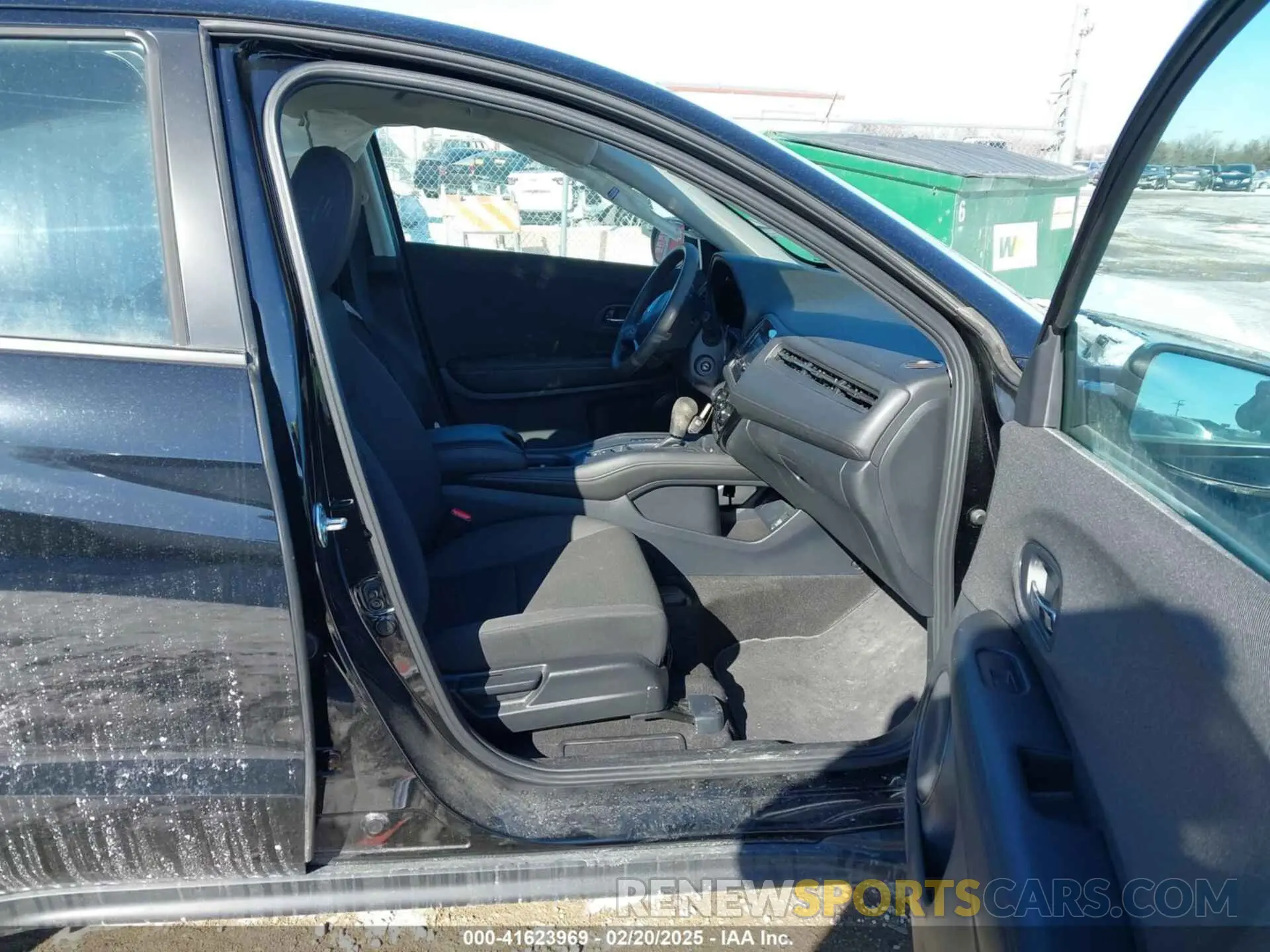 5 Photograph of a damaged car 3CZRU6H34NM766325 HONDA HR-V 2022