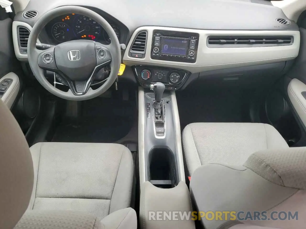 8 Photograph of a damaged car 3CZRU6H35NM762994 HONDA HR-V 2022
