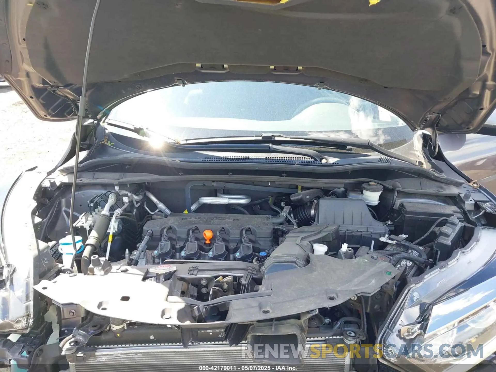 10 Photograph of a damaged car 3CZRU6H36NM708460 HONDA HR-V 2022