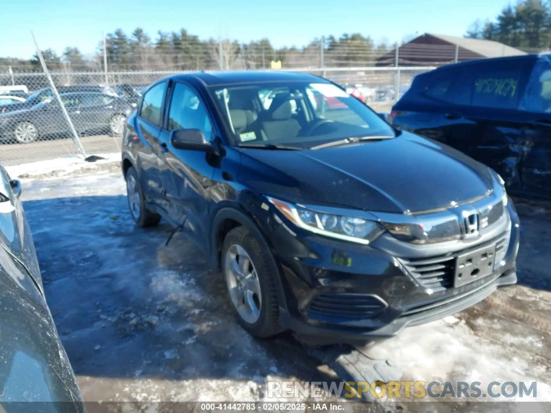 1 Photograph of a damaged car 3CZRU6H36NM718745 HONDA HR-V 2022