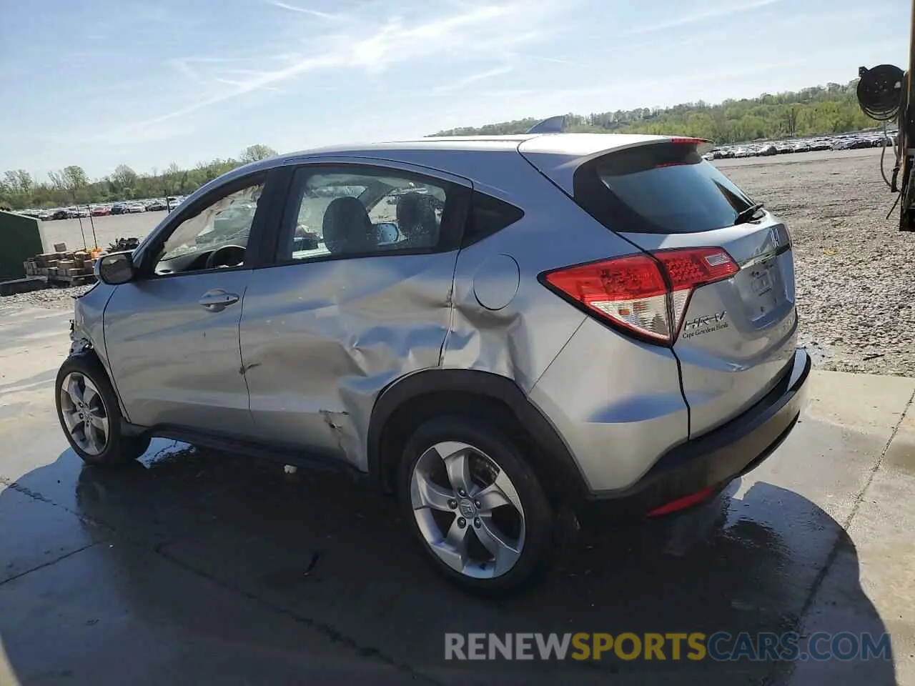 2 Photograph of a damaged car 3CZRU6H36NM740907 HONDA HR-V 2022