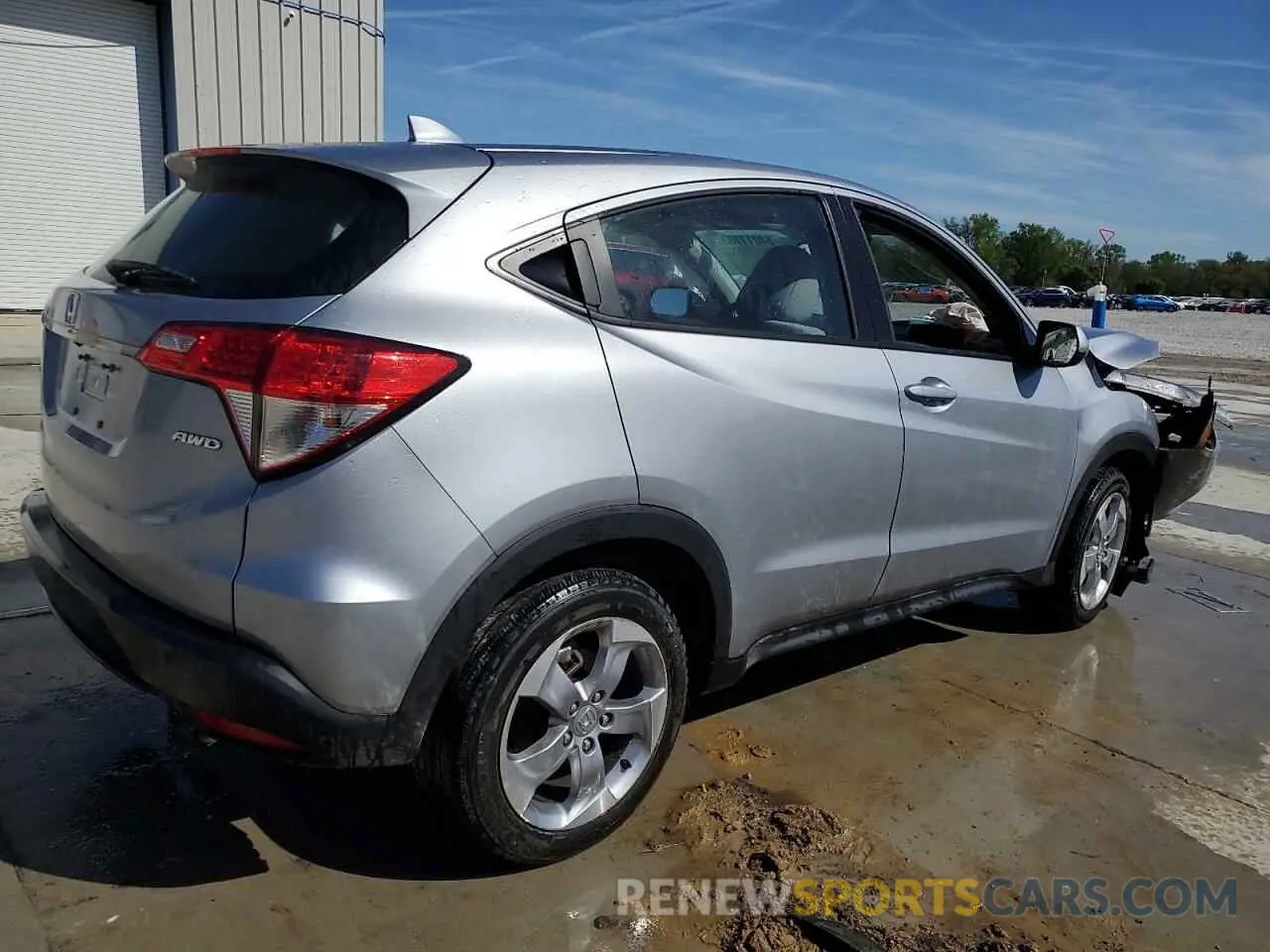 3 Photograph of a damaged car 3CZRU6H36NM740907 HONDA HR-V 2022