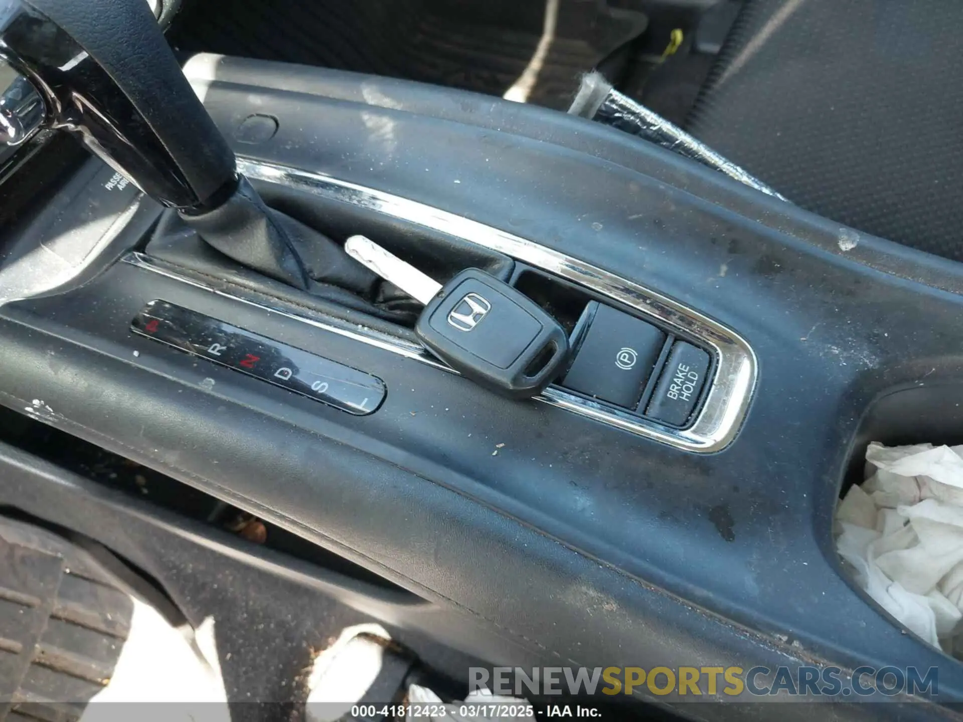 11 Photograph of a damaged car 3CZRU6H36NM744939 HONDA HR-V 2022