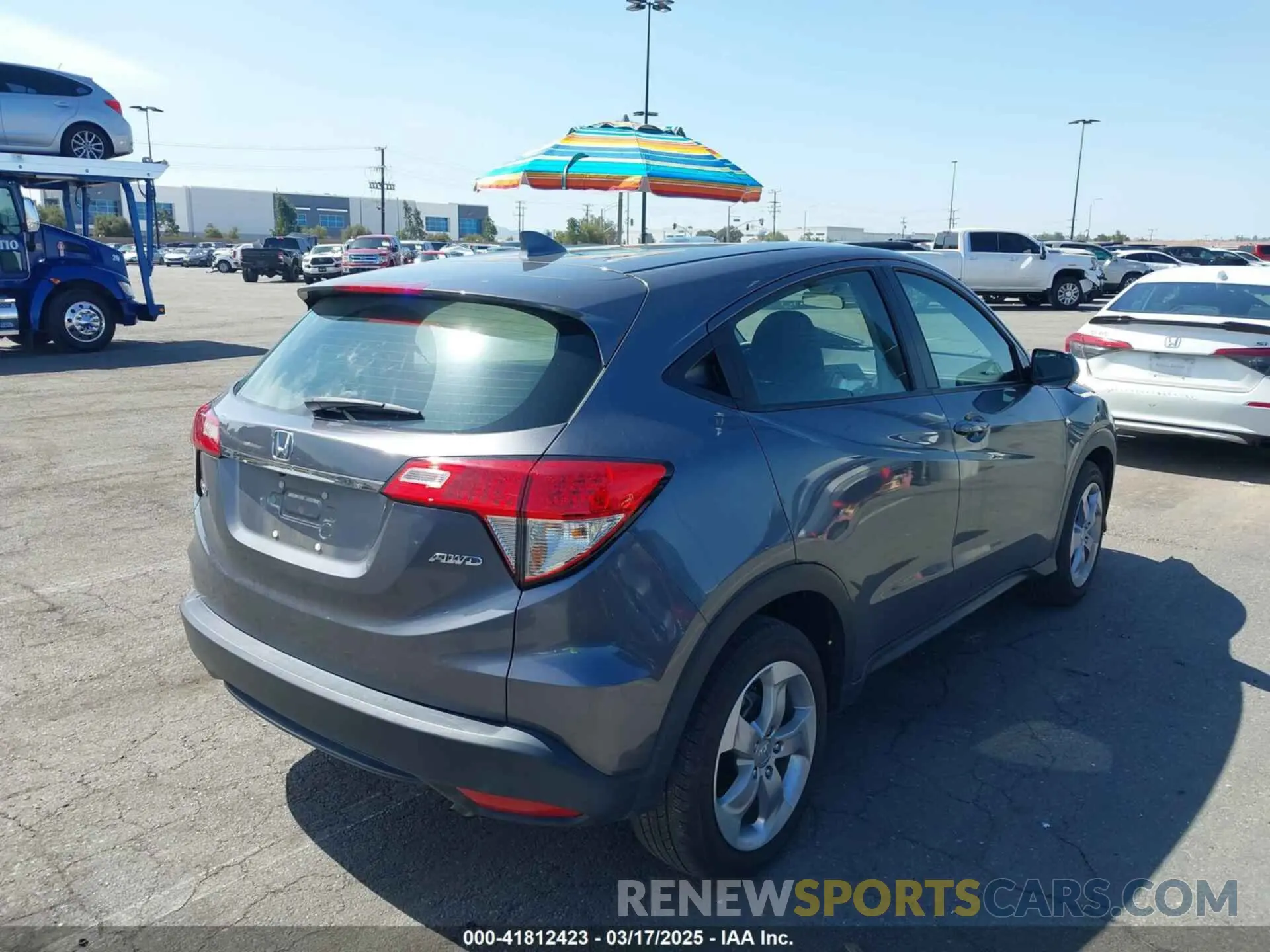 4 Photograph of a damaged car 3CZRU6H36NM744939 HONDA HR-V 2022