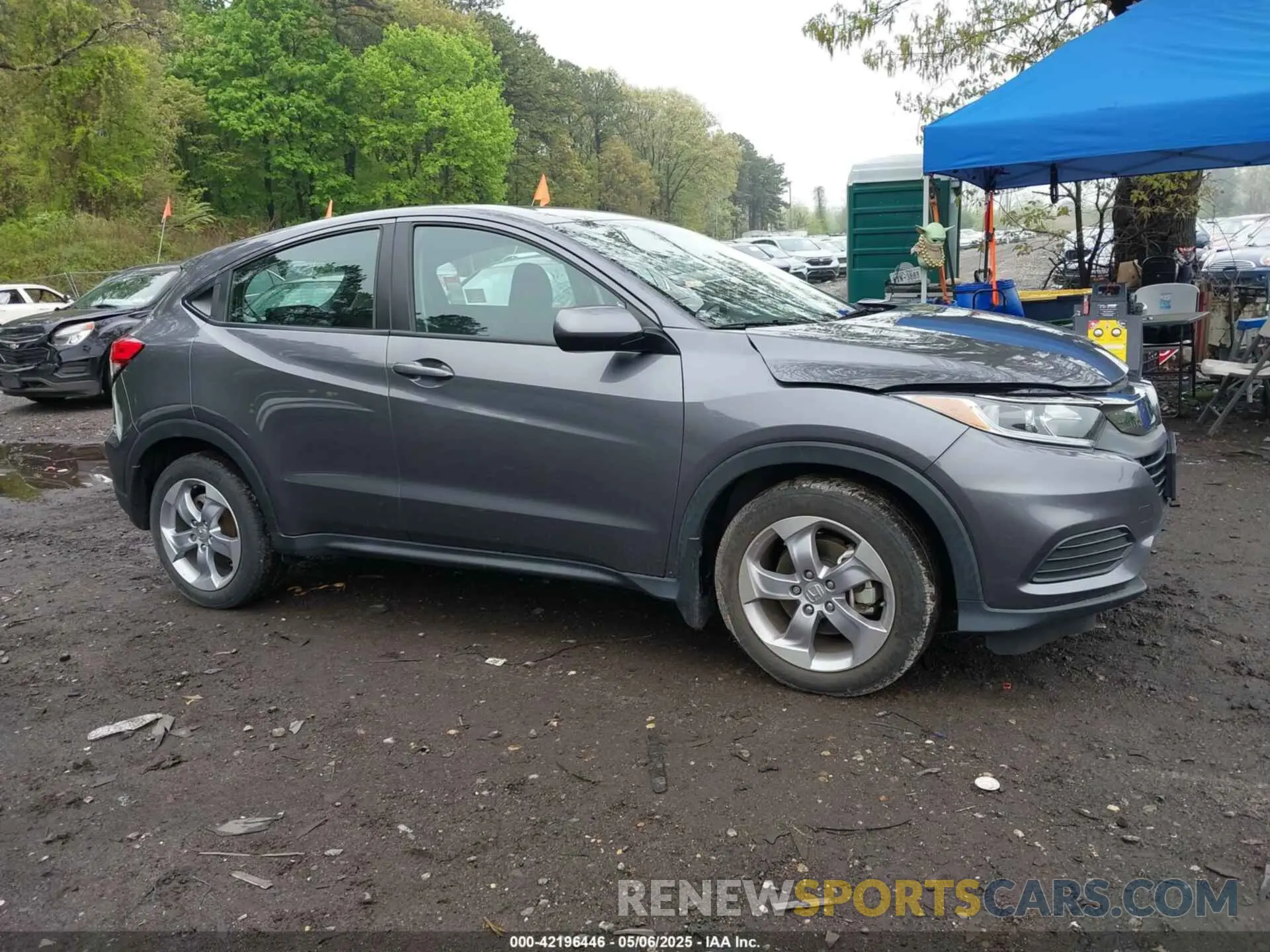 13 Photograph of a damaged car 3CZRU6H36NM766245 HONDA HR-V 2022