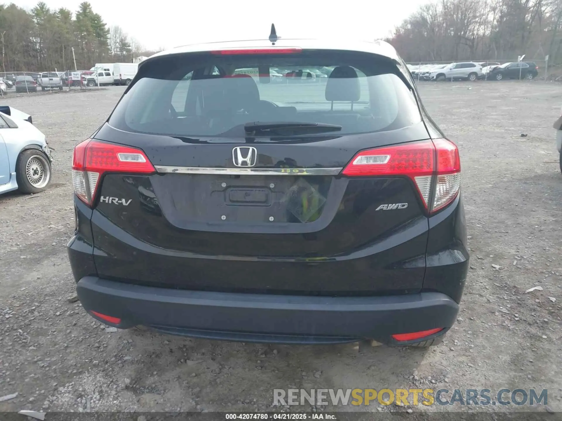 16 Photograph of a damaged car 3CZRU6H37NM735733 HONDA HR-V 2022