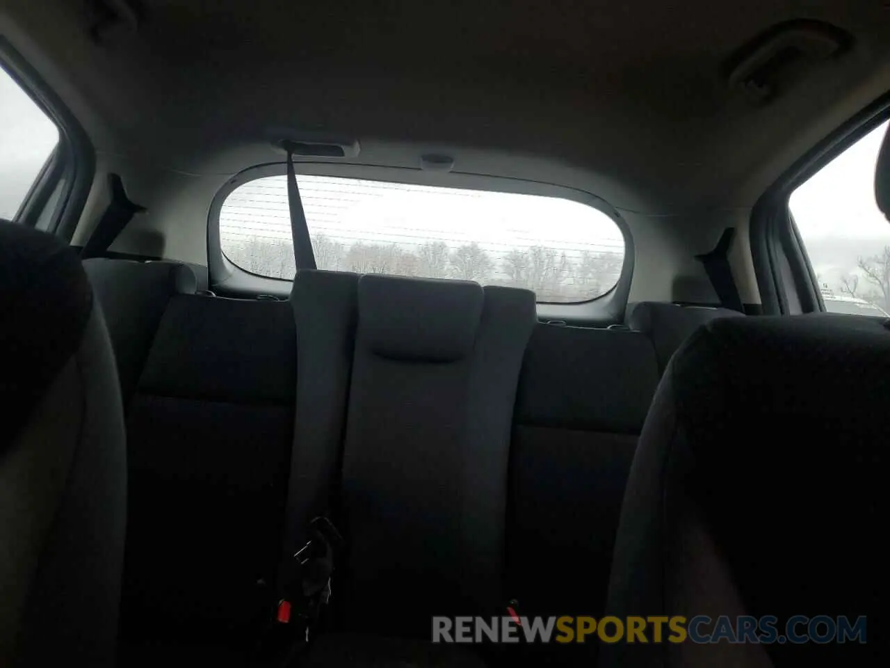 10 Photograph of a damaged car 3CZRU6H38NM723994 HONDA HR-V 2022