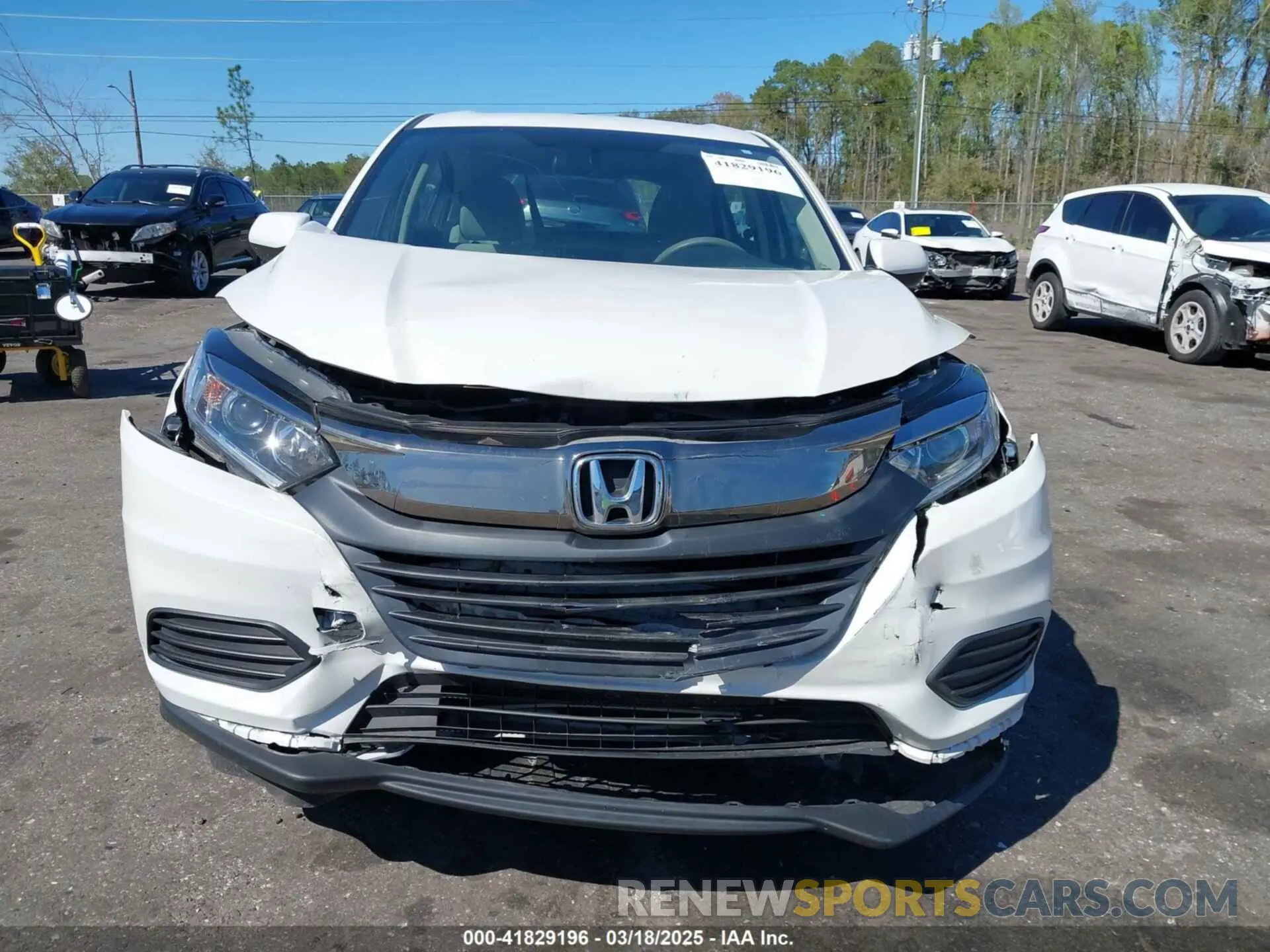 6 Photograph of a damaged car 3CZRU6H38NM744781 HONDA HR-V 2022