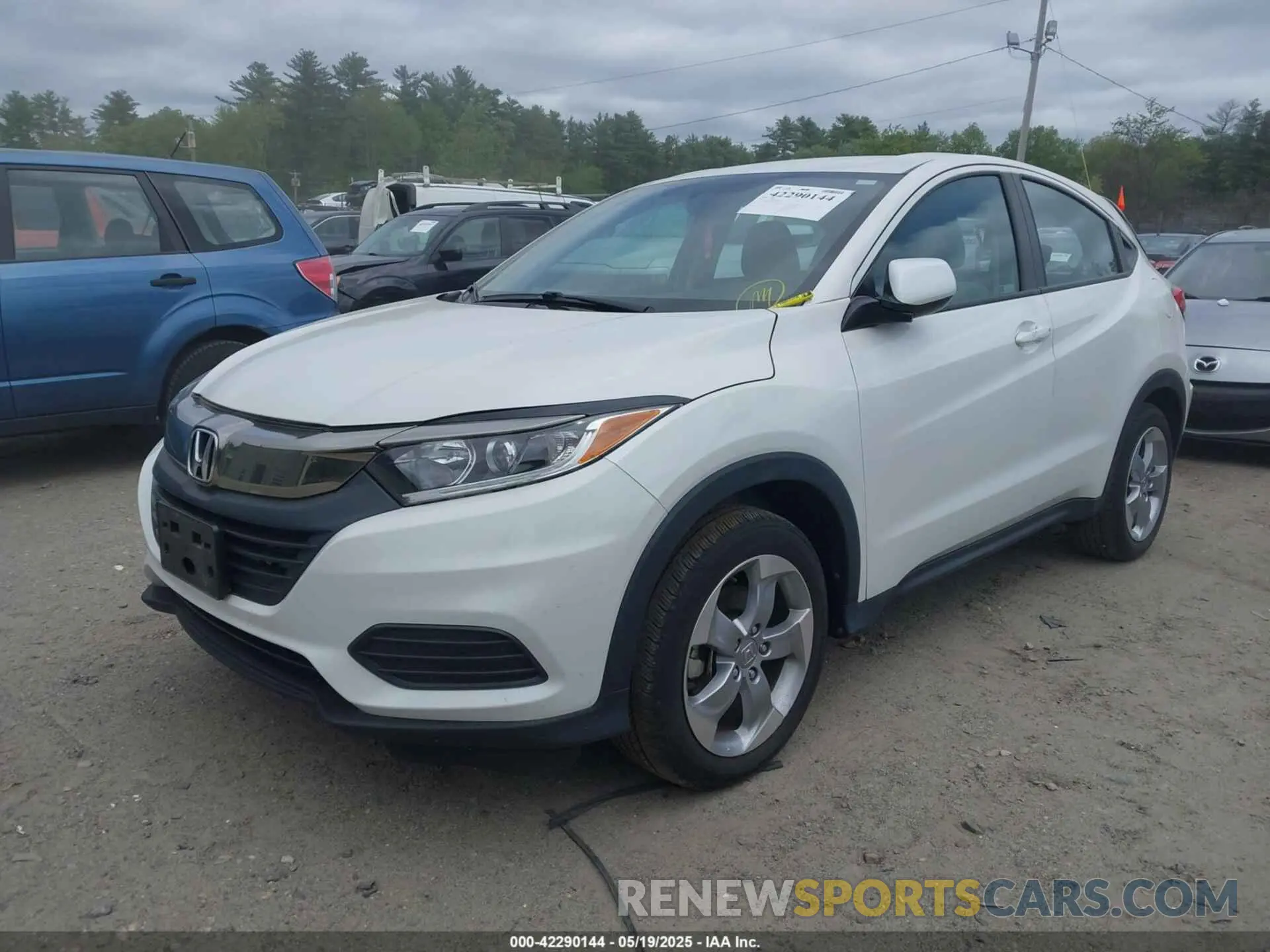 2 Photograph of a damaged car 3CZRU6H38NM763153 HONDA HR-V 2022