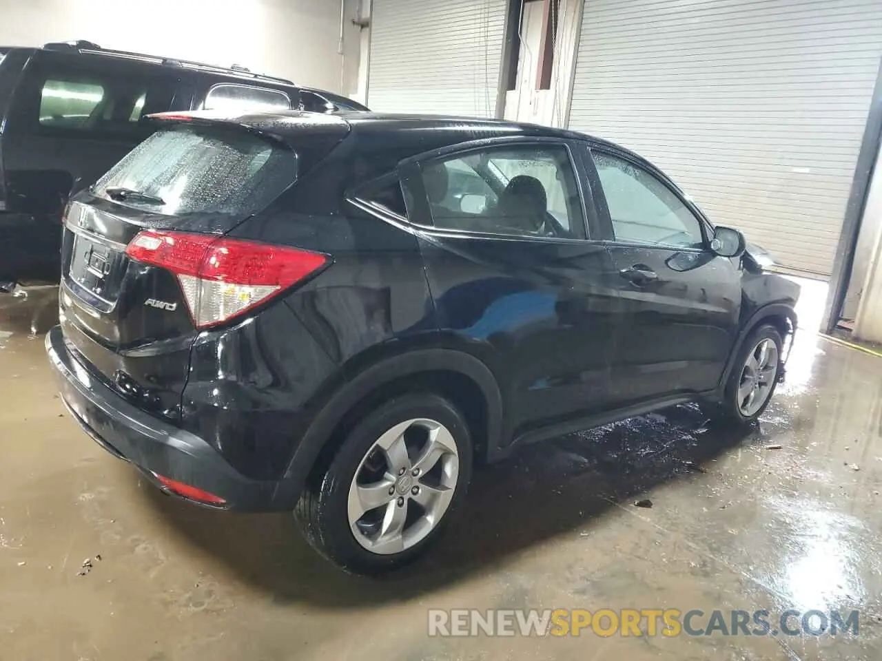3 Photograph of a damaged car 3CZRU6H39NM753909 HONDA HR-V 2022