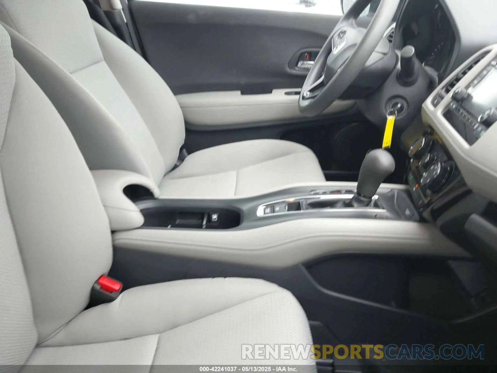 5 Photograph of a damaged car 3CZRU6H39NM762884 HONDA HR-V 2022