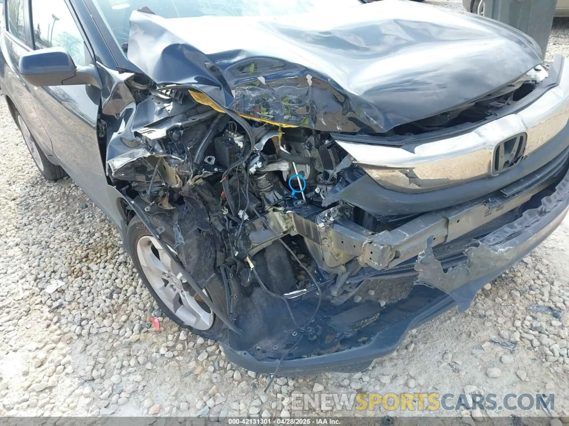 6 Photograph of a damaged car 3CZRU6H3XNM708767 HONDA HR-V 2022