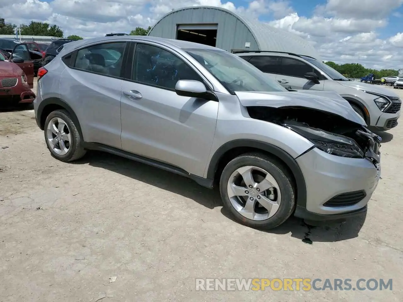 4 Photograph of a damaged car 3CZRU6H3XNM713371 HONDA HR-V 2022
