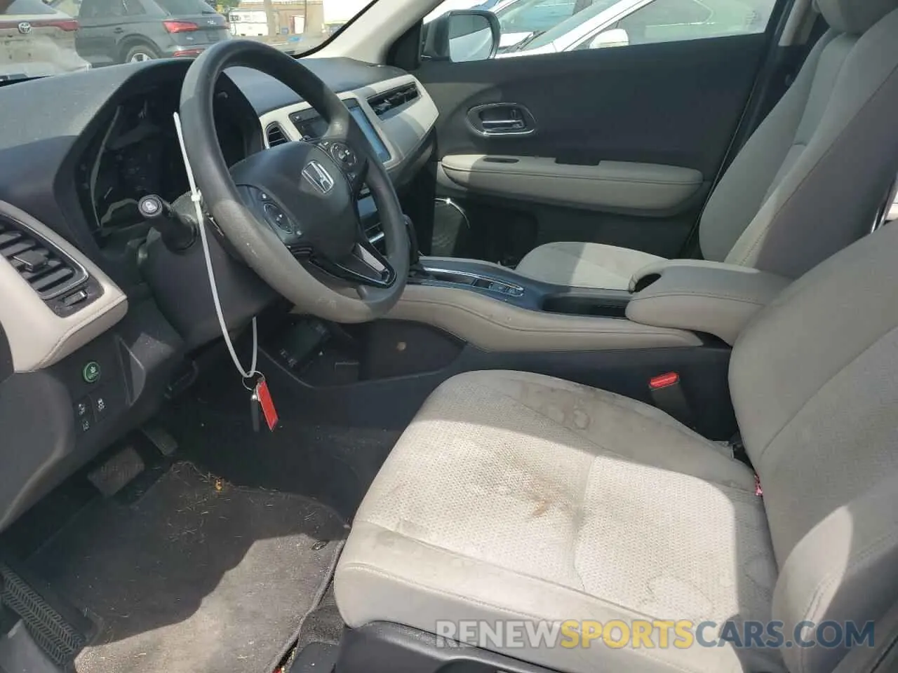 7 Photograph of a damaged car 3CZRU6H50NM717219 HONDA HR-V 2022