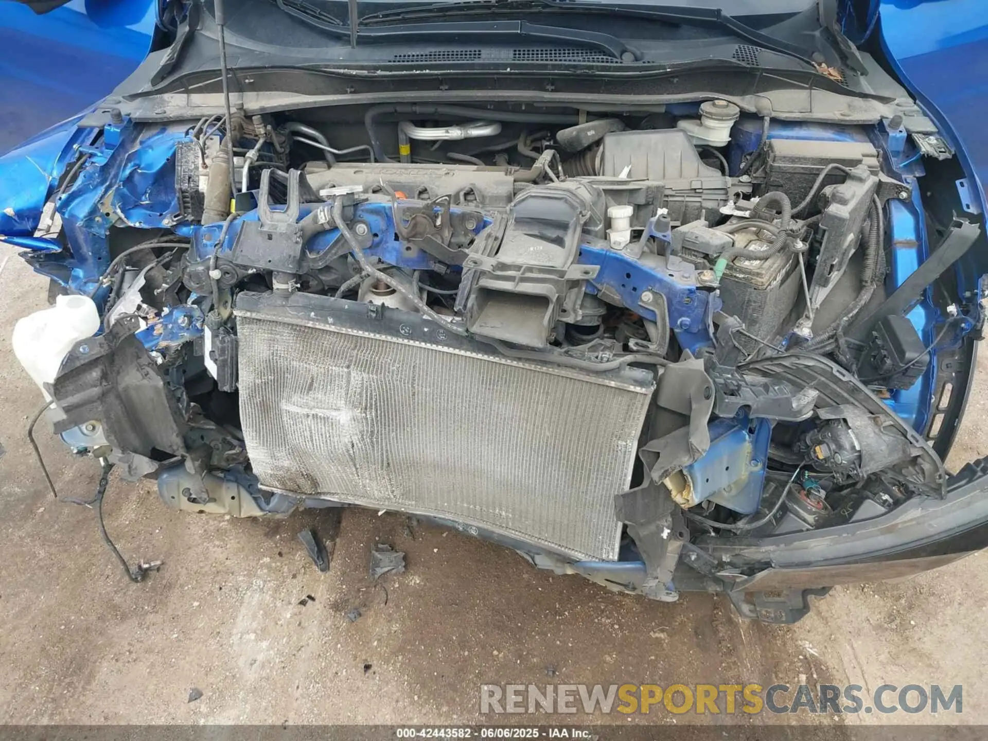 10 Photograph of a damaged car 3CZRU6H50NM719326 HONDA HR-V 2022