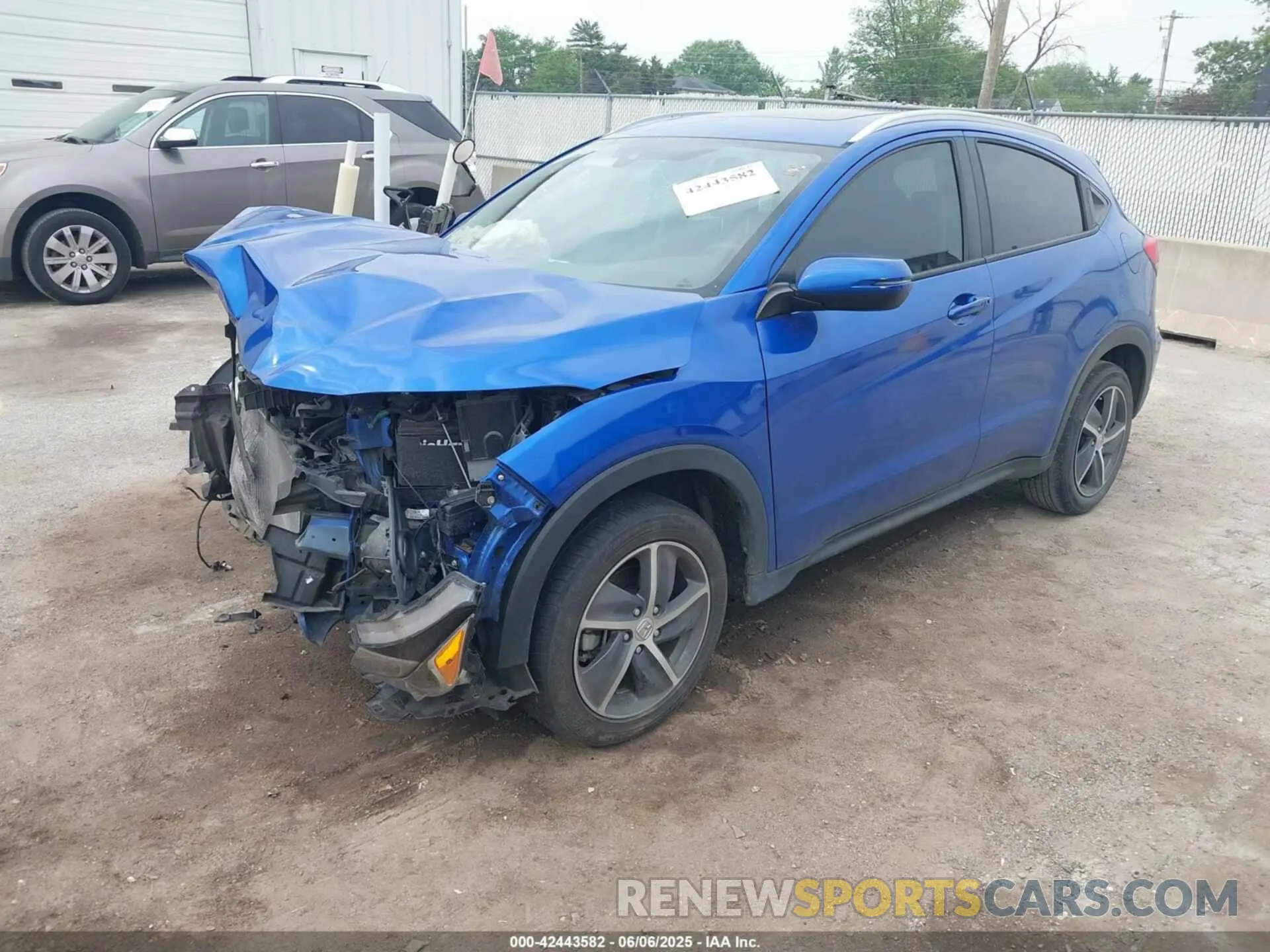 2 Photograph of a damaged car 3CZRU6H50NM719326 HONDA HR-V 2022