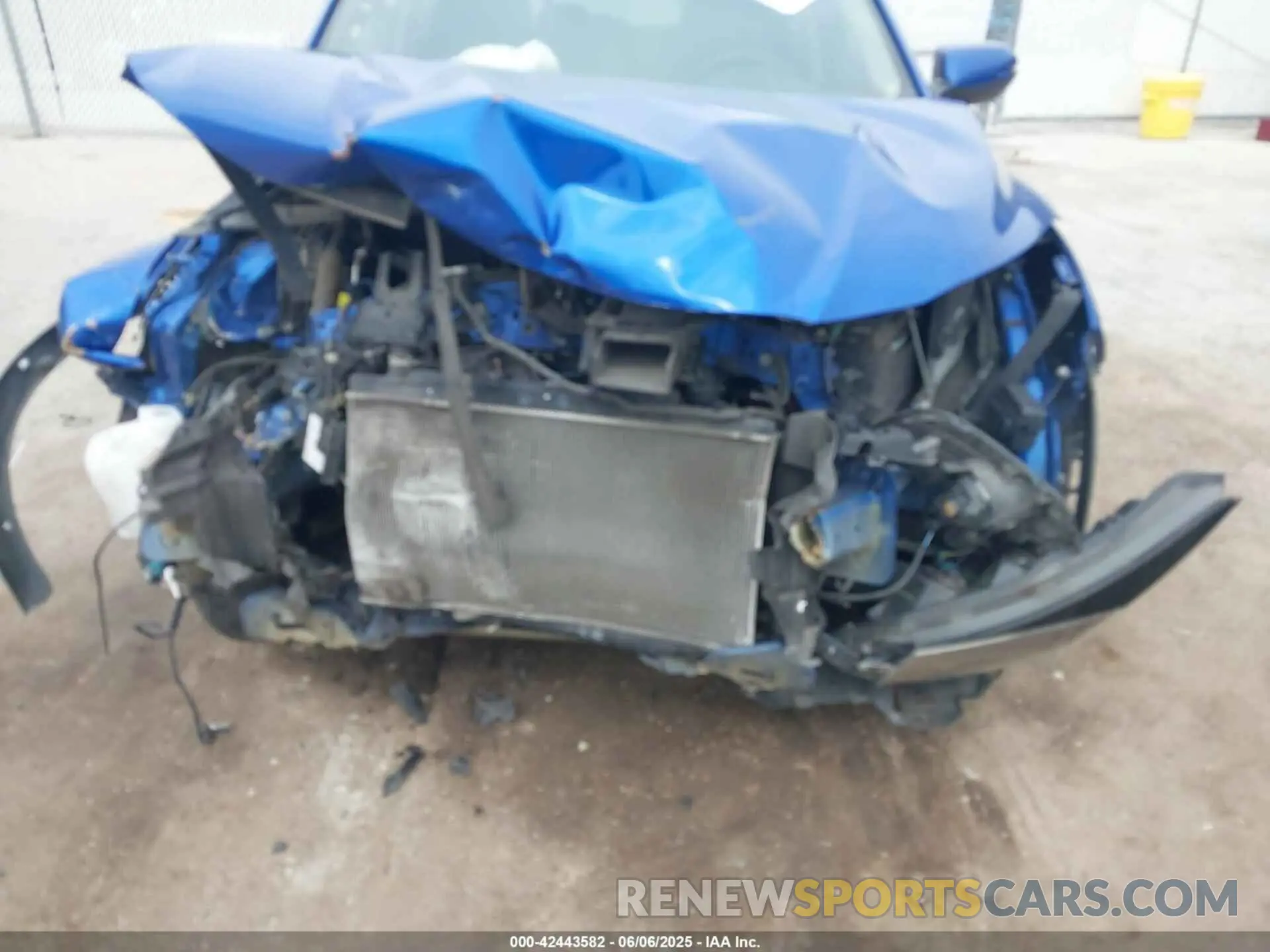 6 Photograph of a damaged car 3CZRU6H50NM719326 HONDA HR-V 2022