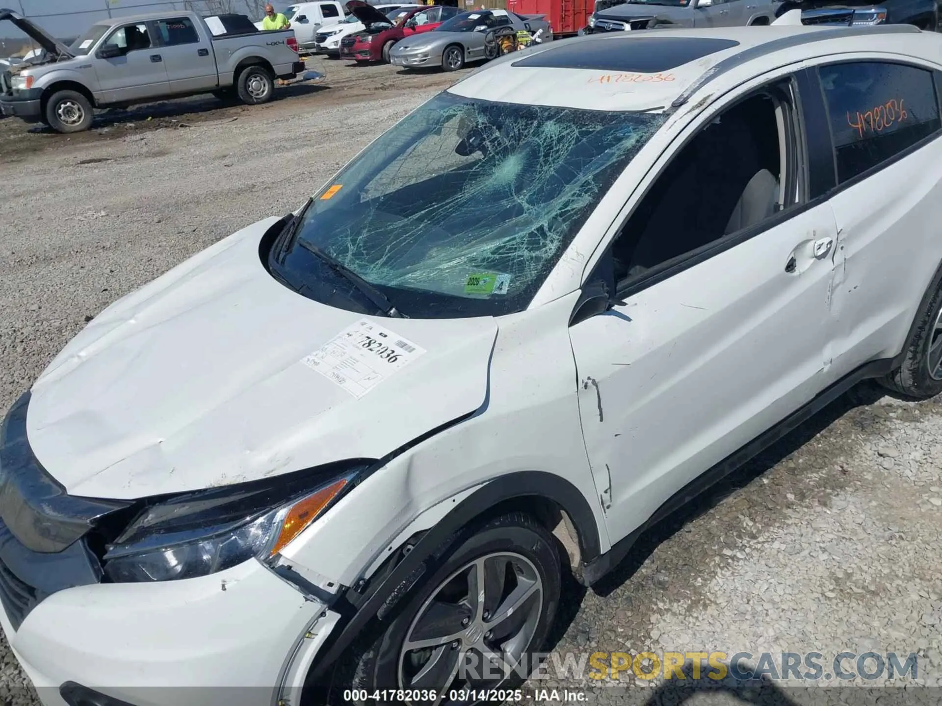 6 Photograph of a damaged car 3CZRU6H50NM756036 HONDA HR-V 2022