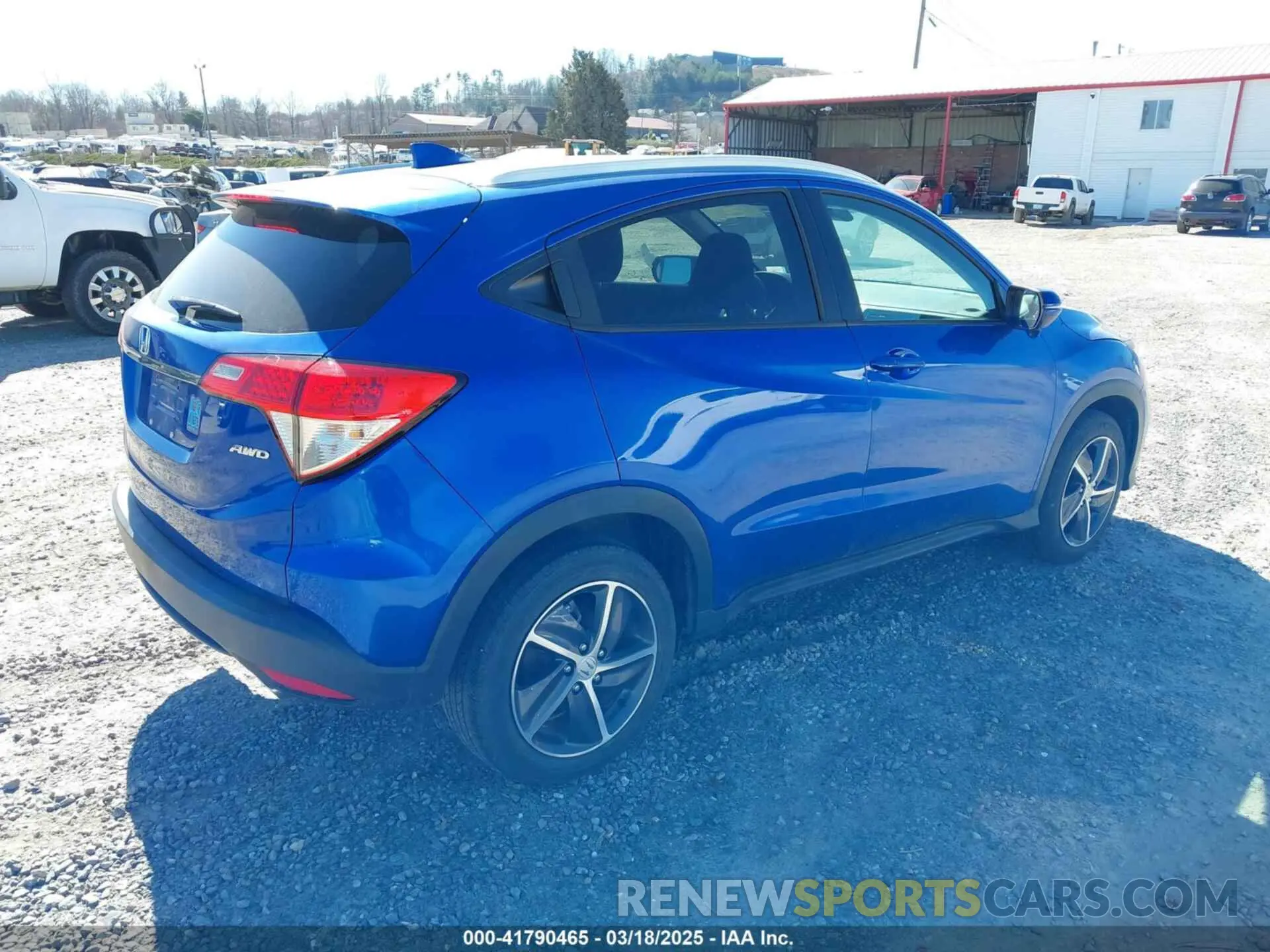 4 Photograph of a damaged car 3CZRU6H50NM765075 HONDA HR-V 2022