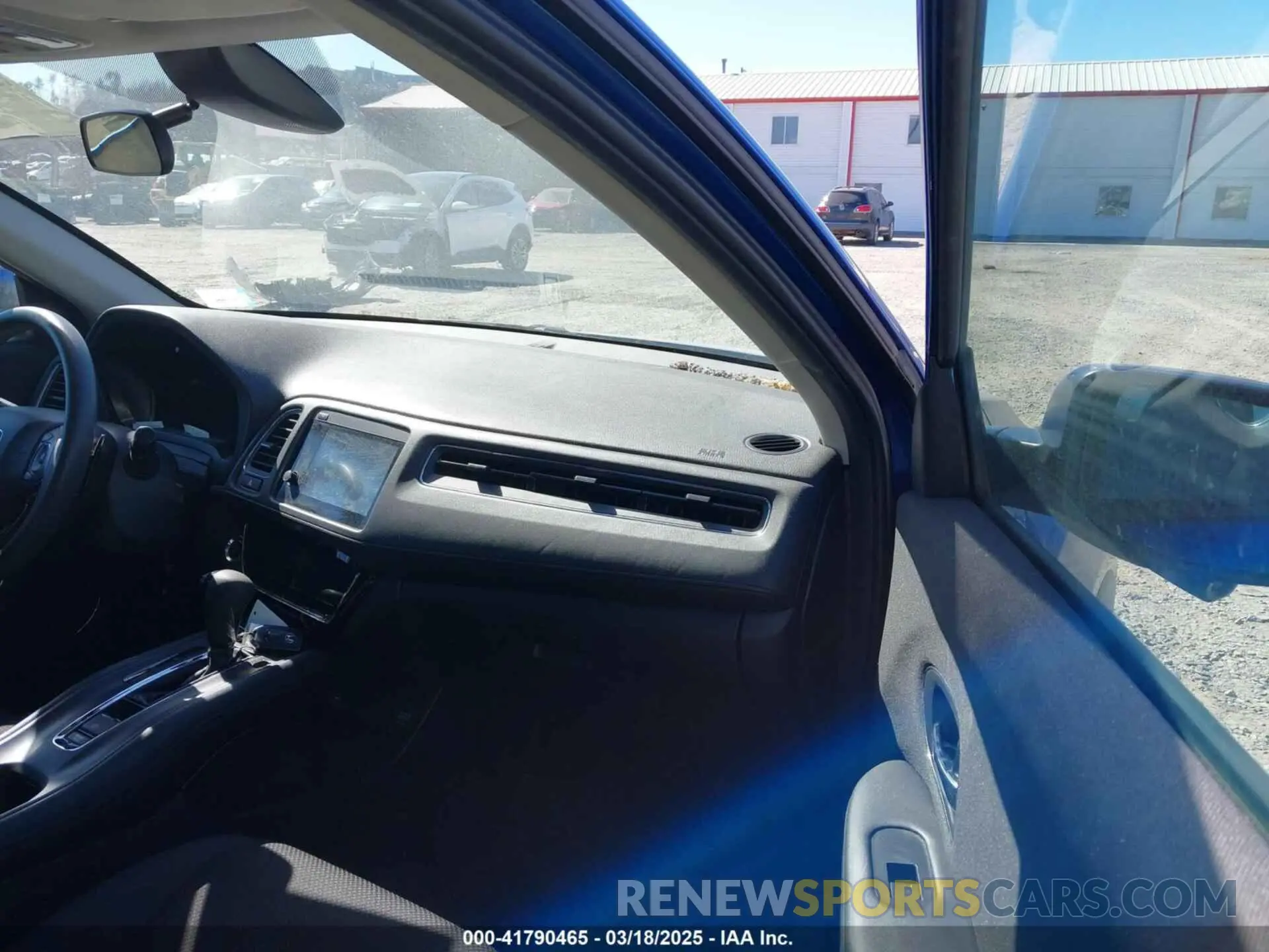 5 Photograph of a damaged car 3CZRU6H50NM765075 HONDA HR-V 2022