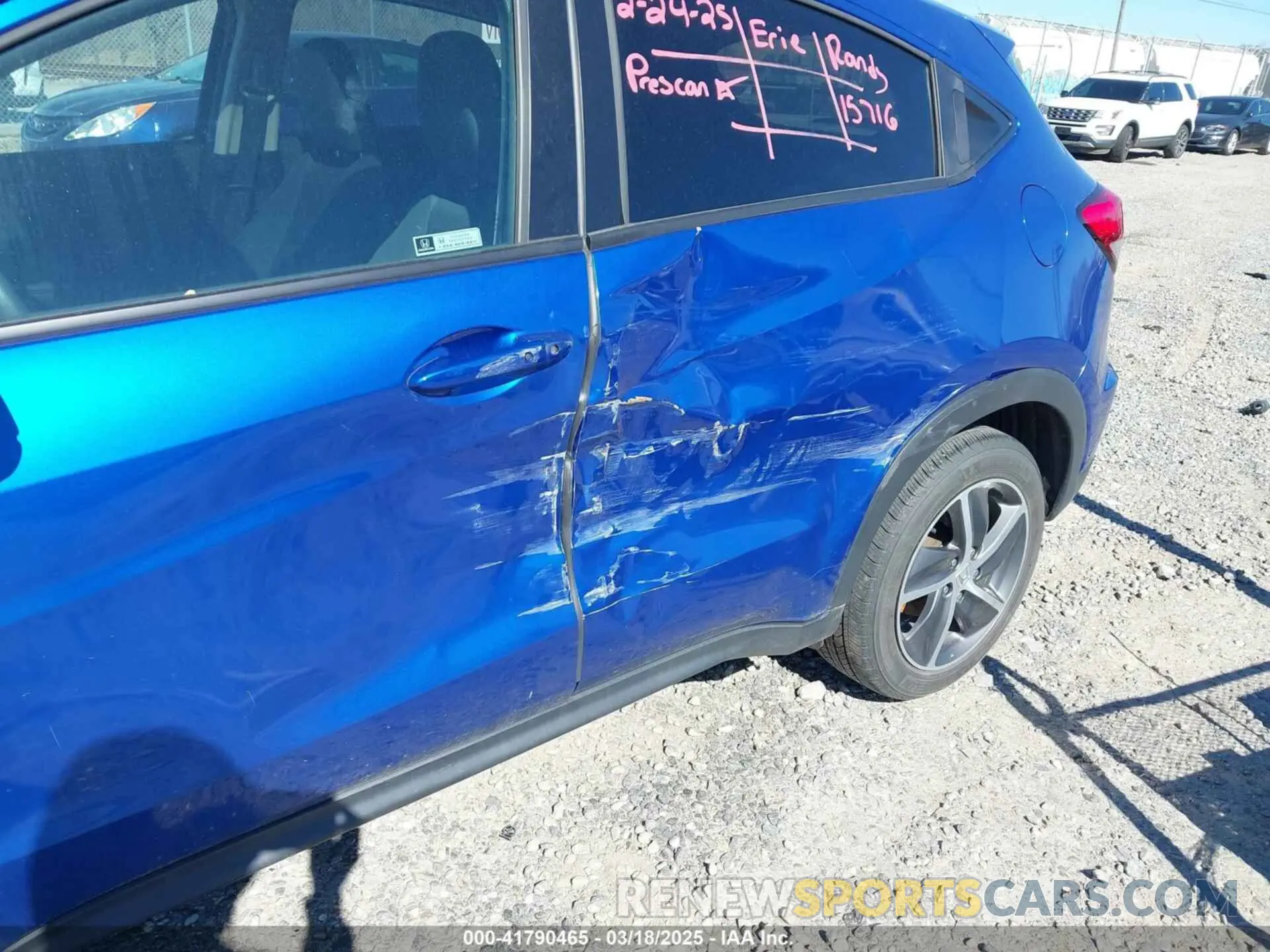 6 Photograph of a damaged car 3CZRU6H50NM765075 HONDA HR-V 2022