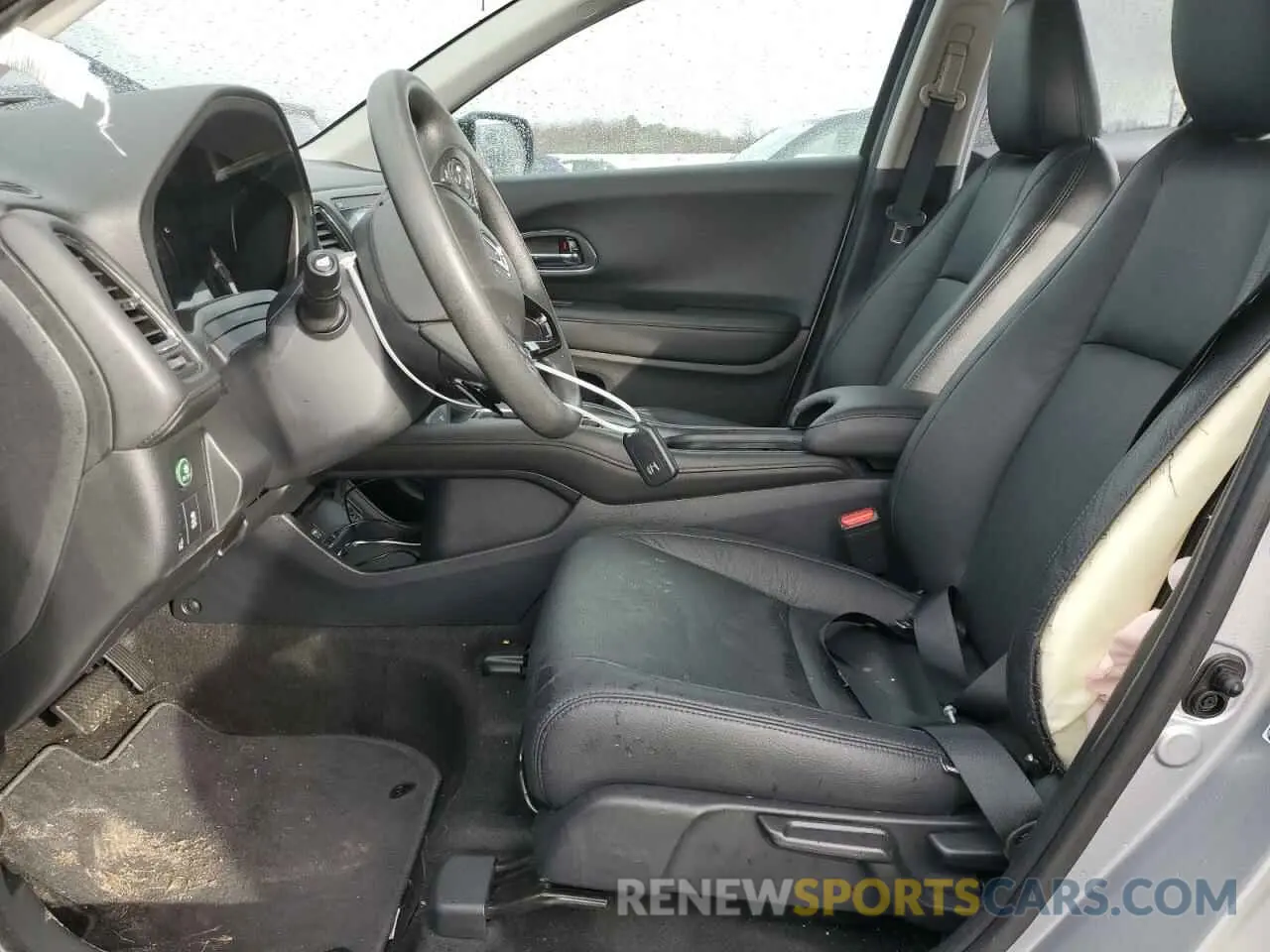 7 Photograph of a damaged car 3CZRU6H50NM773127 HONDA HR-V 2022