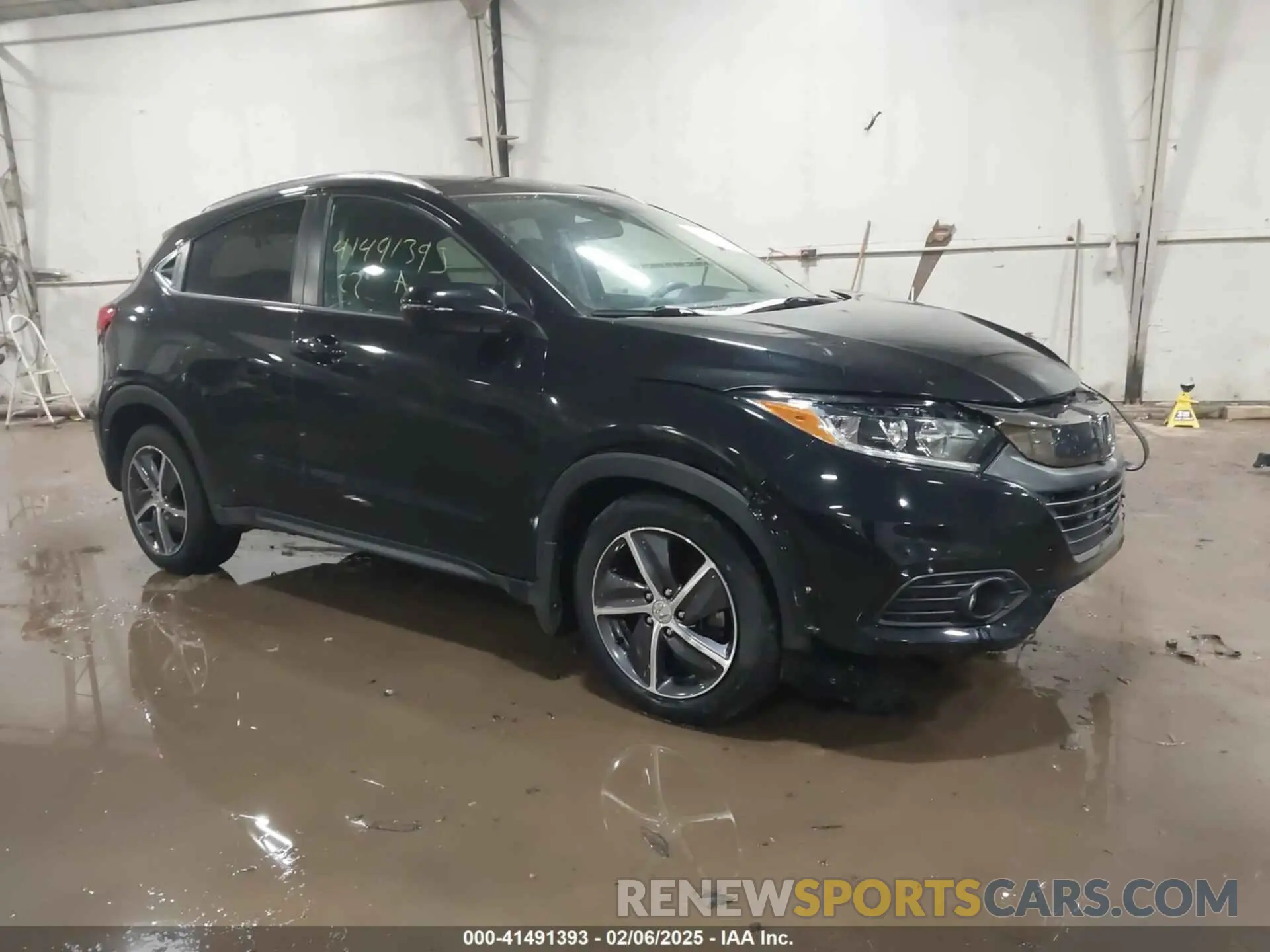 1 Photograph of a damaged car 3CZRU6H51NM734627 HONDA HR-V 2022