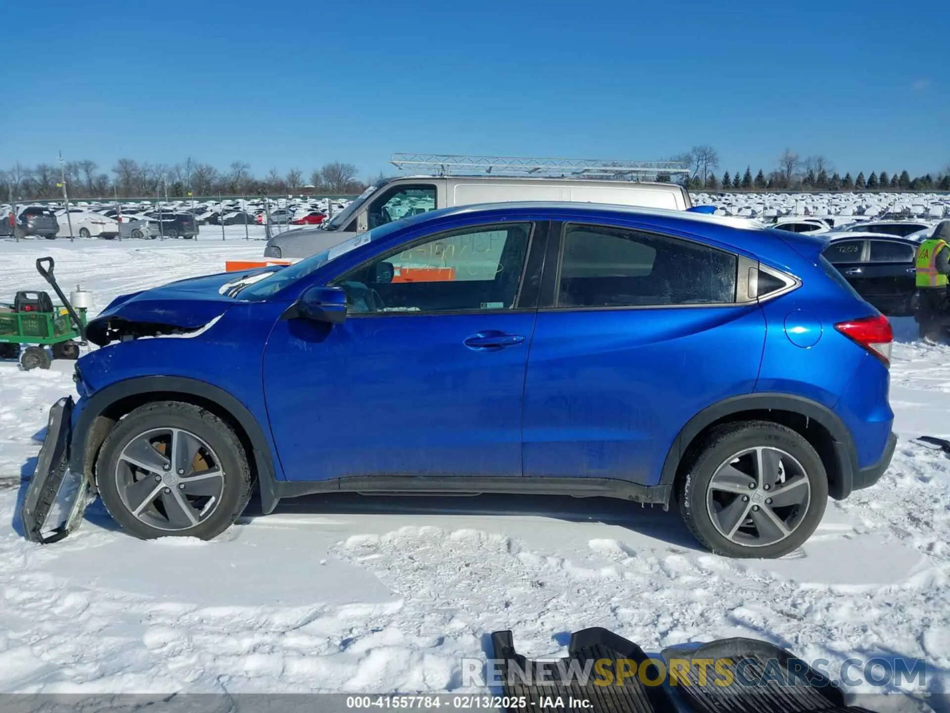 14 Photograph of a damaged car 3CZRU6H52NM736130 HONDA HR-V 2022