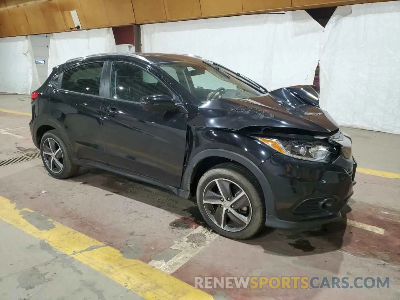4 Photograph of a damaged car 3CZRU6H52NM736631 HONDA HR-V 2022