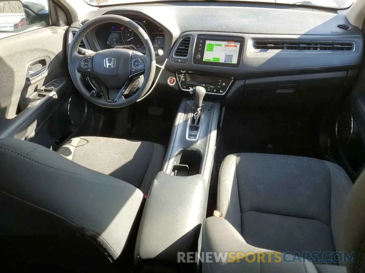 8 Photograph of a damaged car 3CZRU6H52NM758726 HONDA HR-V 2022