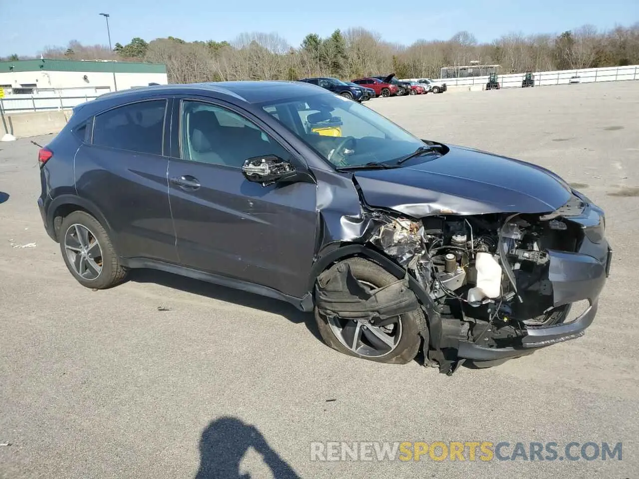 4 Photograph of a damaged car 3CZRU6H52NM768107 HONDA HR-V 2022