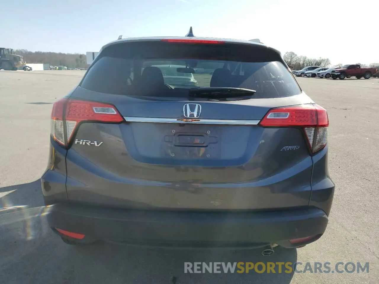 6 Photograph of a damaged car 3CZRU6H52NM768107 HONDA HR-V 2022