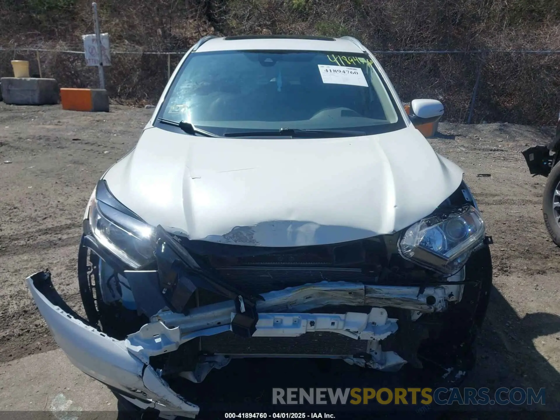 12 Photograph of a damaged car 3CZRU6H53NM729087 HONDA HR-V 2022