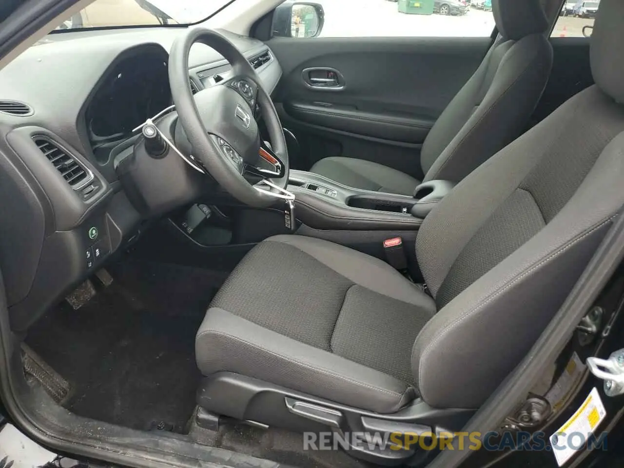 7 Photograph of a damaged car 3CZRU6H53NM745516 HONDA HR-V 2022