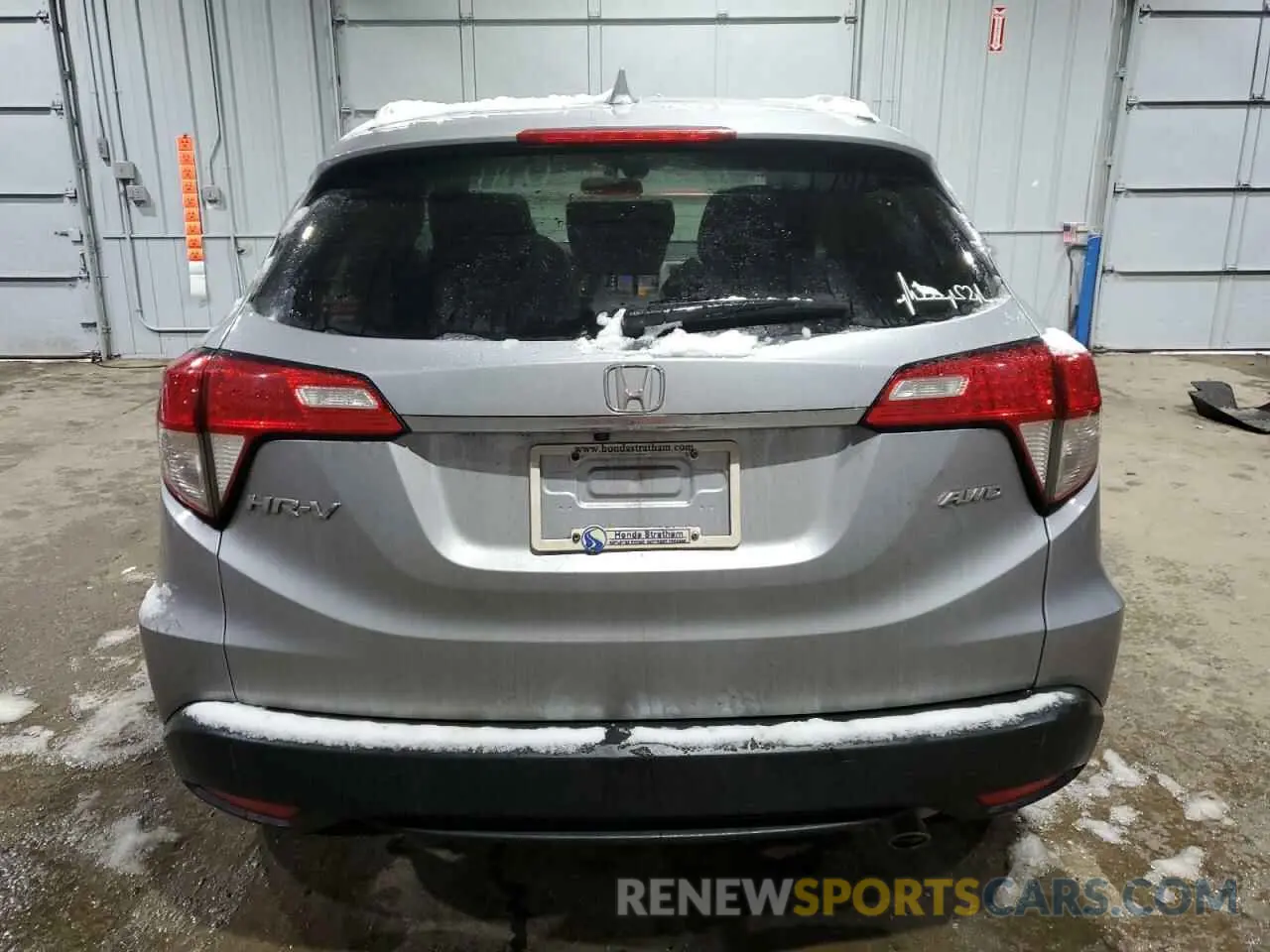 6 Photograph of a damaged car 3CZRU6H53NM760453 HONDA HR-V 2022