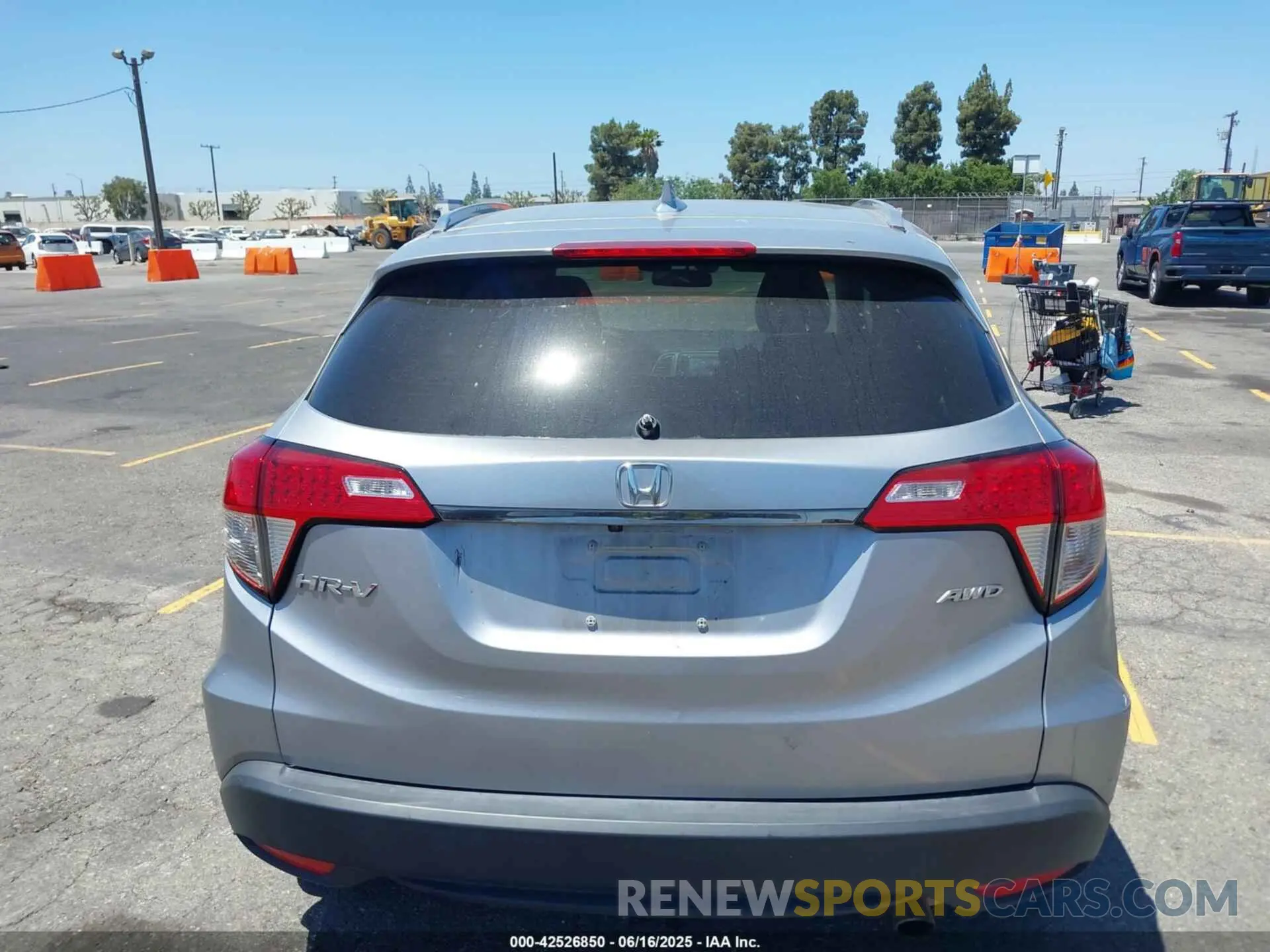 16 Photograph of a damaged car 3CZRU6H53NM773722 HONDA HR-V 2022