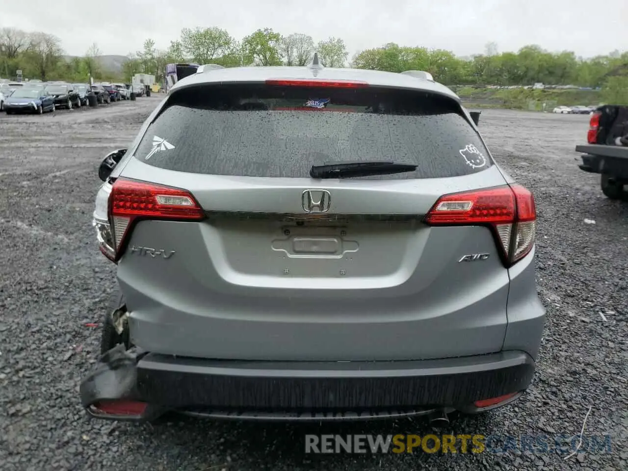 6 Photograph of a damaged car 3CZRU6H54NM773356 HONDA HR-V 2022