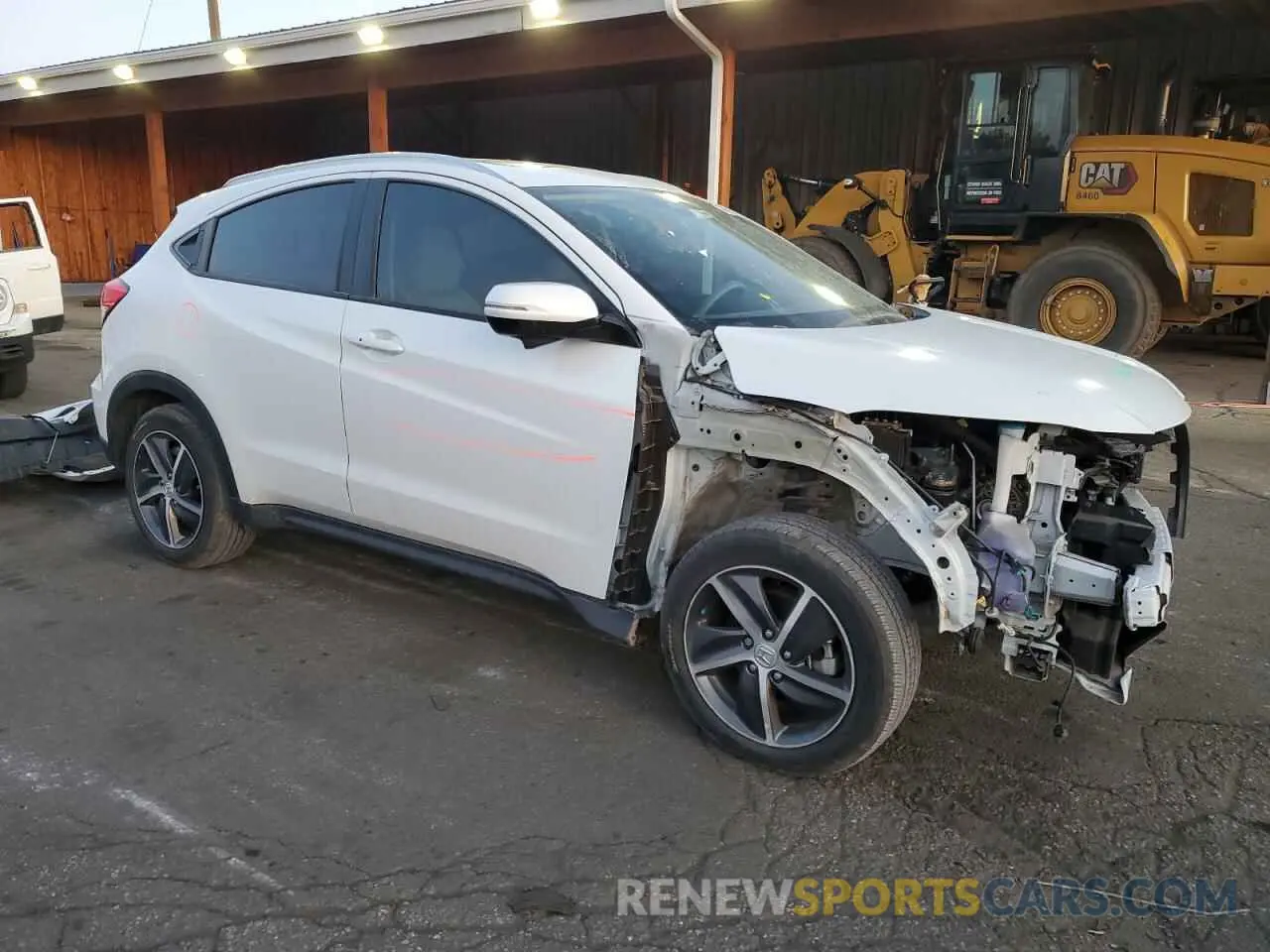 4 Photograph of a damaged car 3CZRU6H55NM720245 HONDA HR-V 2022