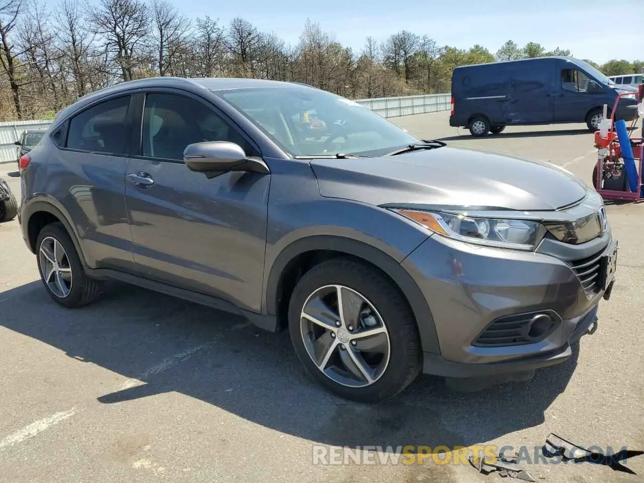 4 Photograph of a damaged car 3CZRU6H55NM737532 HONDA HR-V 2022