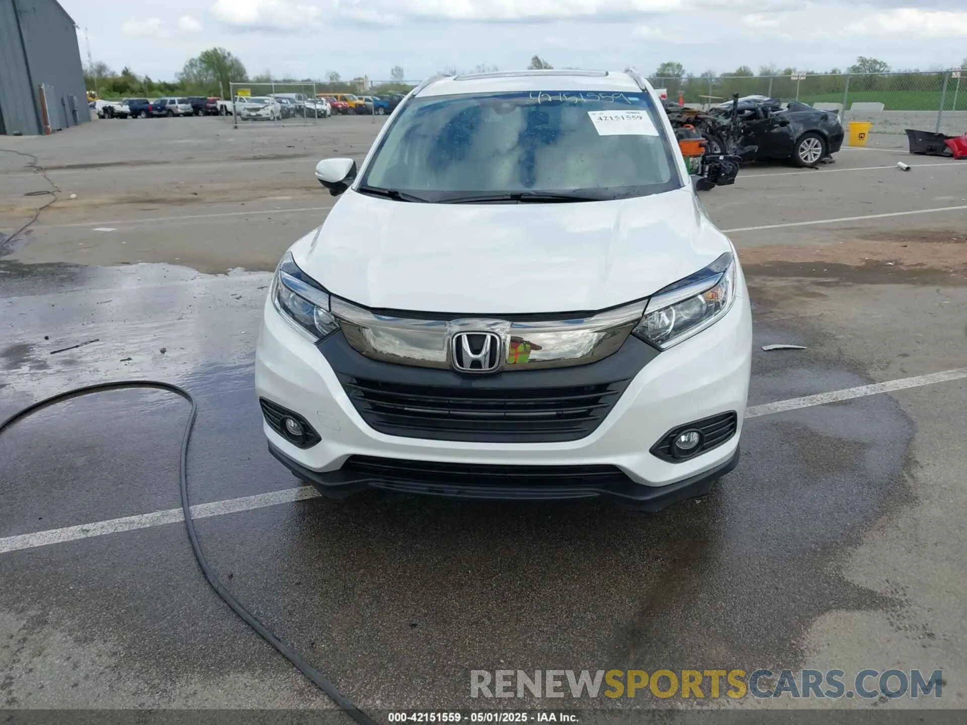 12 Photograph of a damaged car 3CZRU6H55NM746487 HONDA HR-V 2022