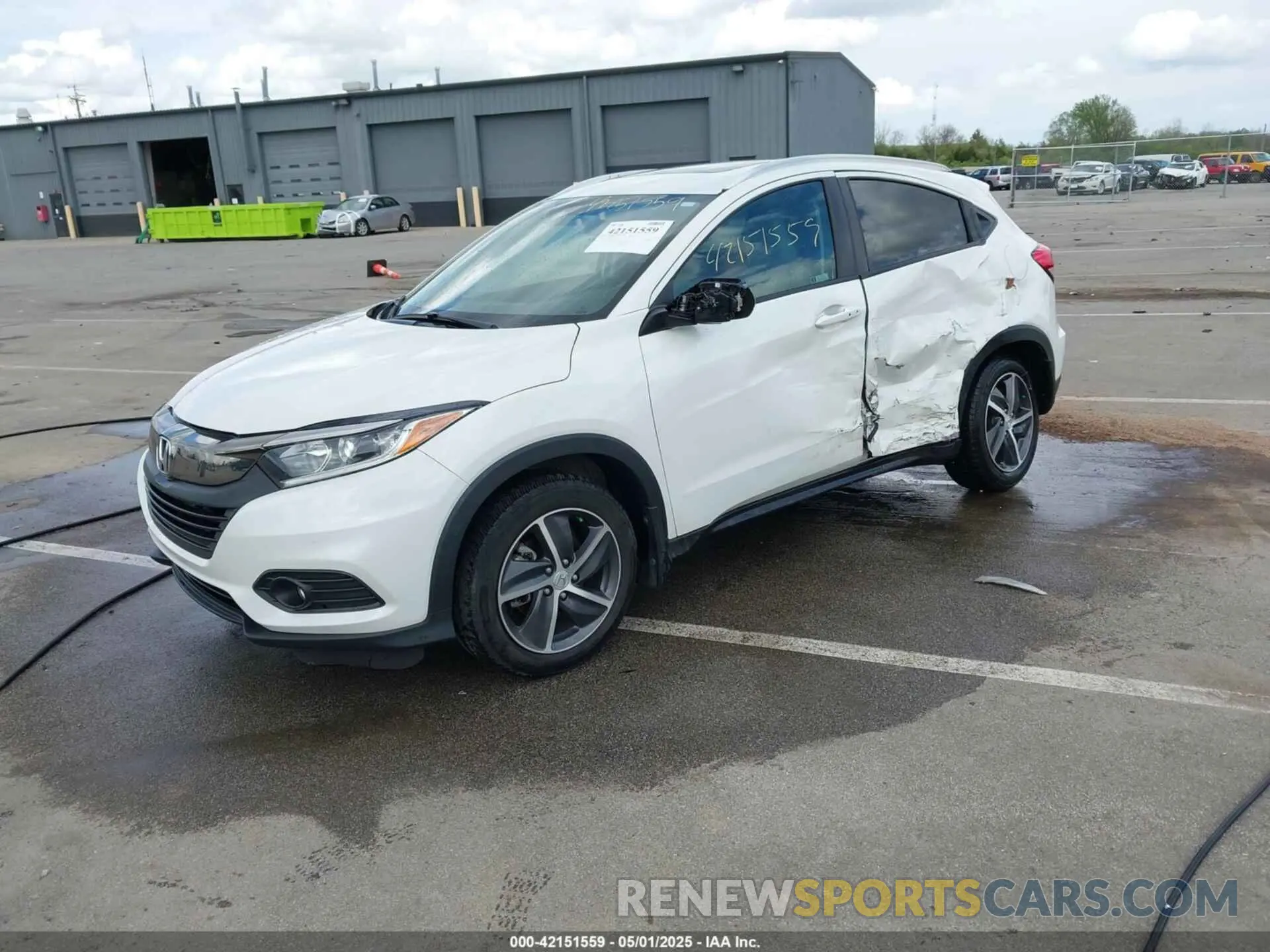2 Photograph of a damaged car 3CZRU6H55NM746487 HONDA HR-V 2022