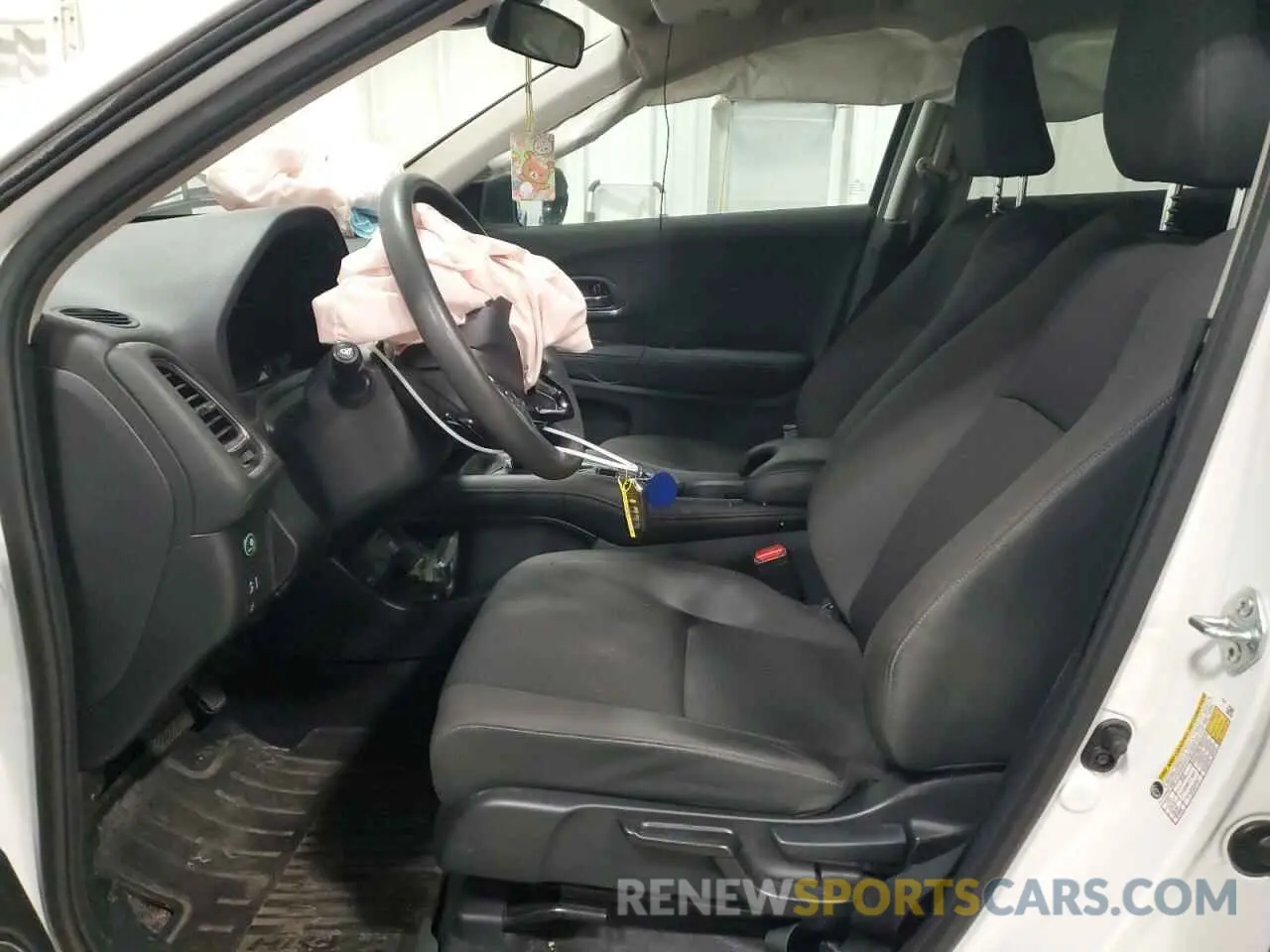 7 Photograph of a damaged car 3CZRU6H55NM752547 HONDA HR-V 2022