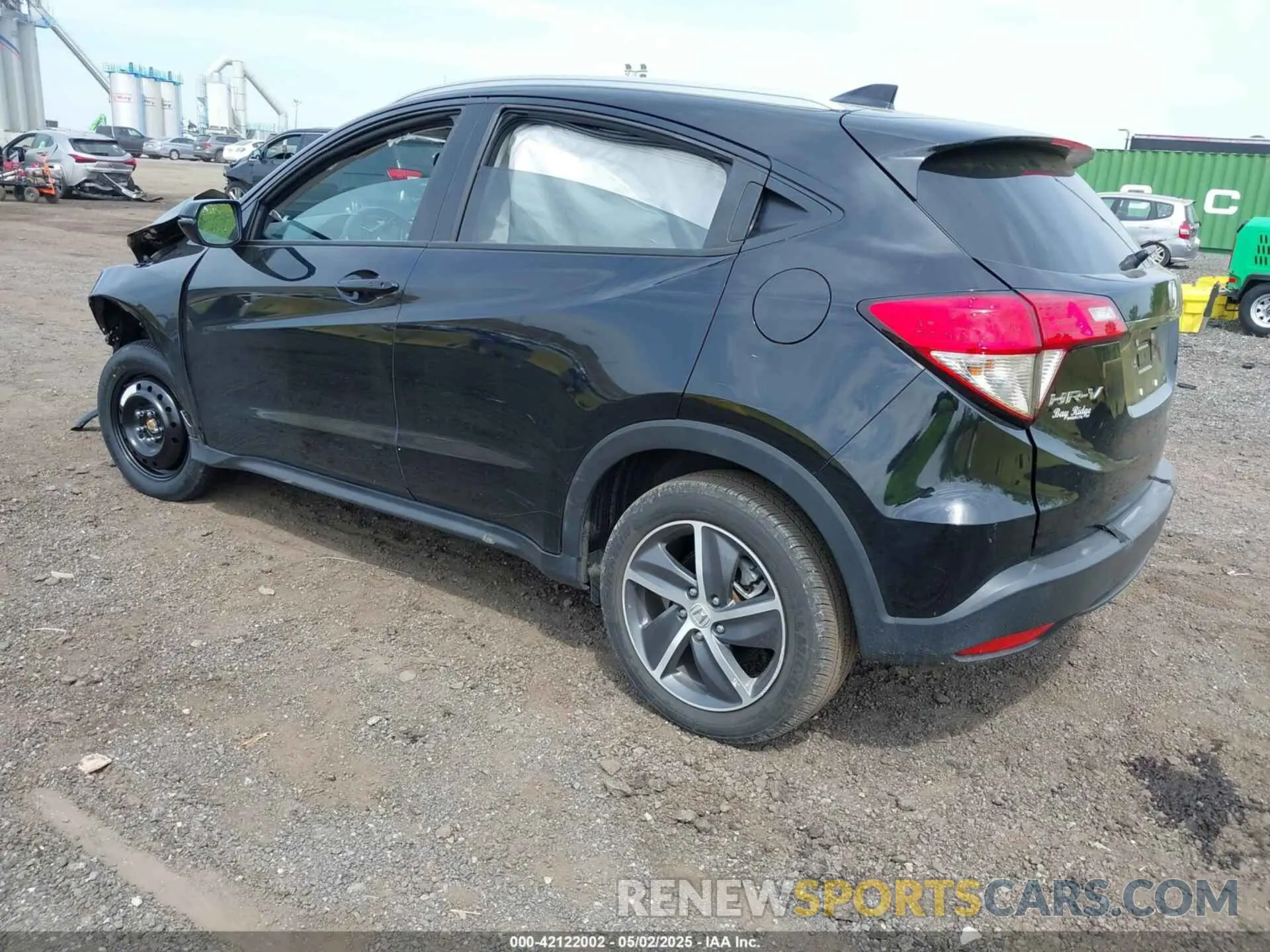 3 Photograph of a damaged car 3CZRU6H56NM712137 HONDA HR-V 2022