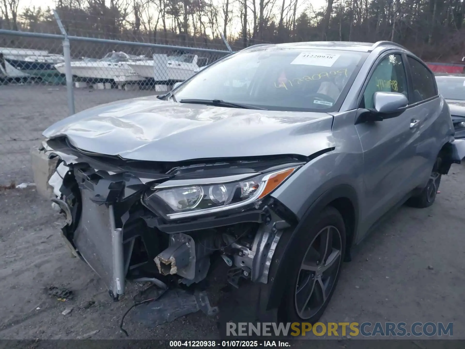 2 Photograph of a damaged car 3CZRU6H56NM736678 HONDA HR-V 2022