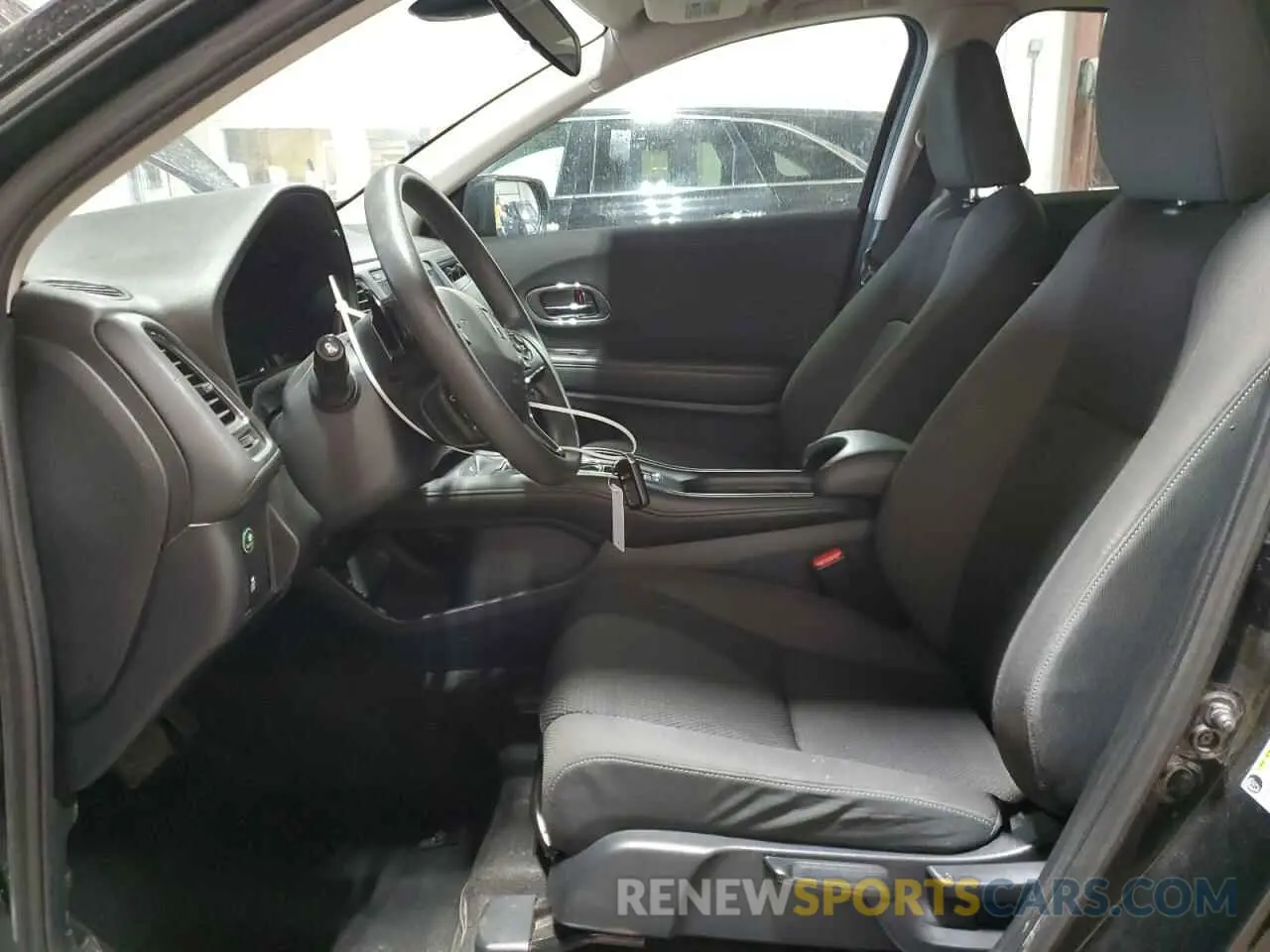 7 Photograph of a damaged car 3CZRU6H56NM752895 HONDA HR-V 2022