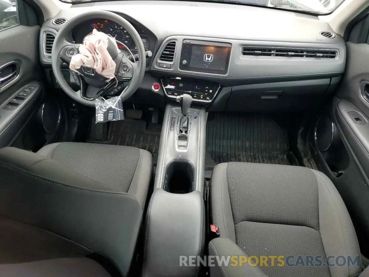 8 Photograph of a damaged car 3CZRU6H56NM760835 HONDA HR-V 2022