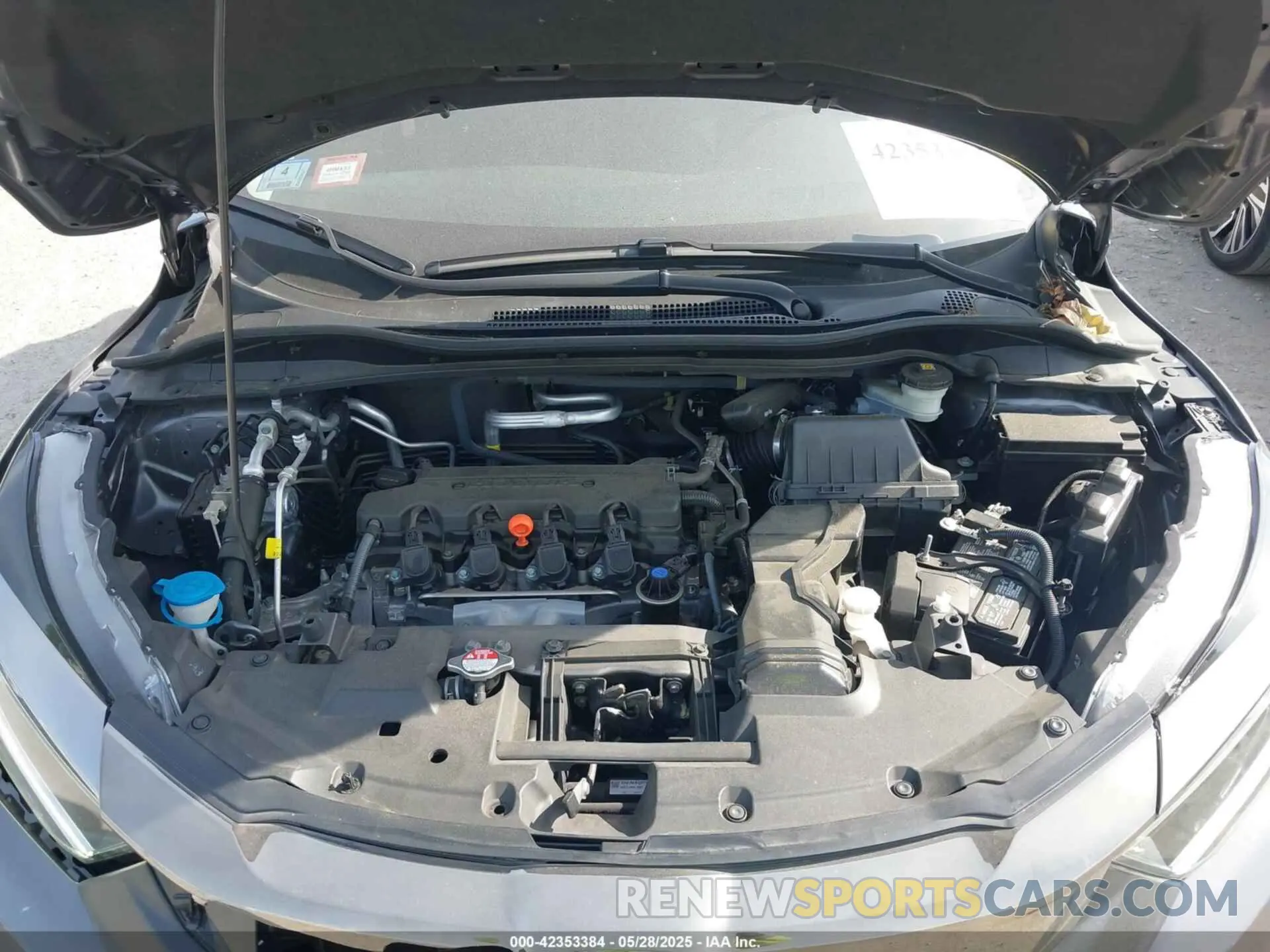 10 Photograph of a damaged car 3CZRU6H57NM715595 HONDA HR-V 2022