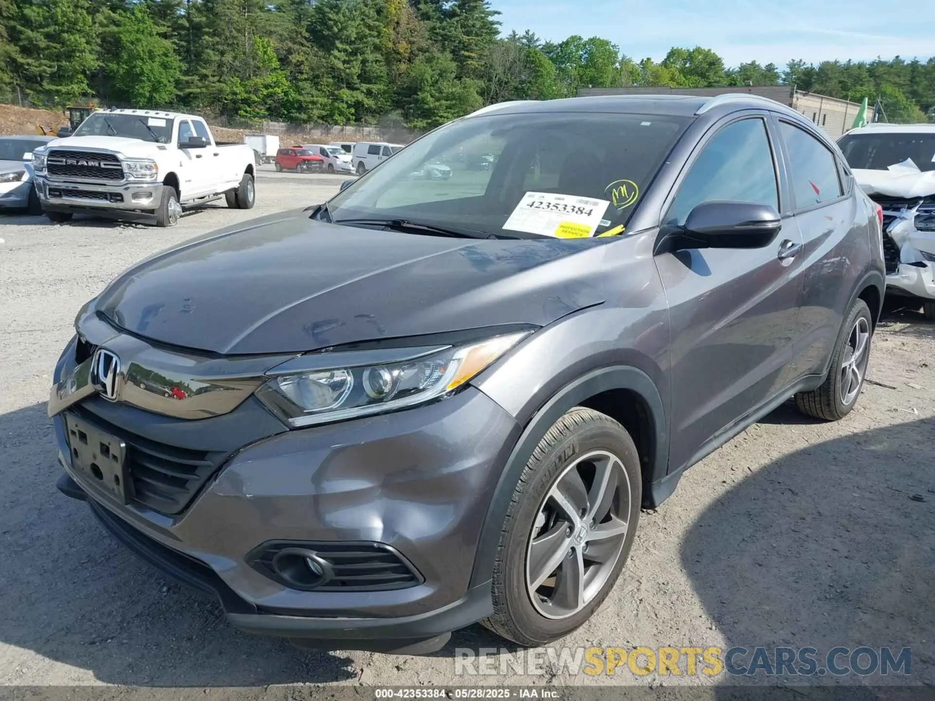 2 Photograph of a damaged car 3CZRU6H57NM715595 HONDA HR-V 2022