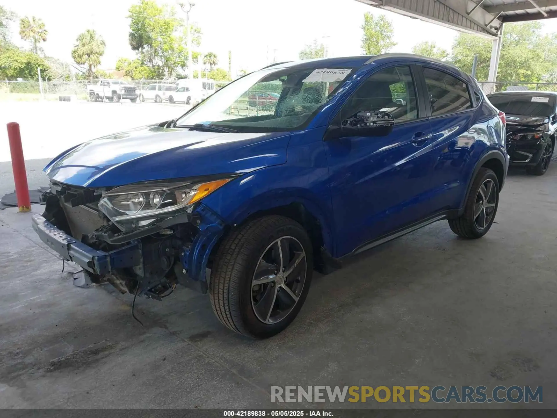 2 Photograph of a damaged car 3CZRU6H57NM757670 HONDA HR-V 2022